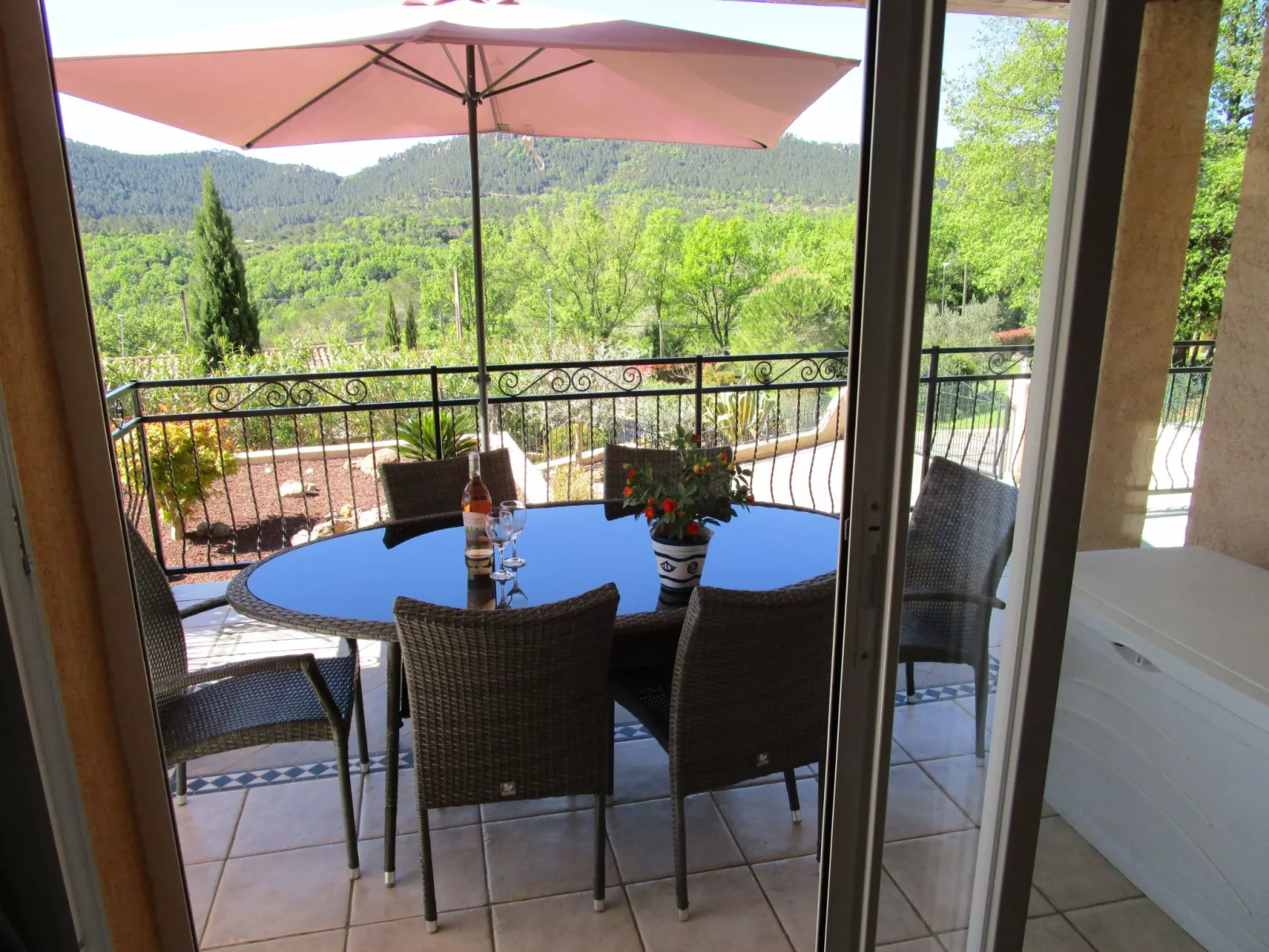 Ferienvilla "Beautiful" mit Garten, Grill und Terrasse-Outside