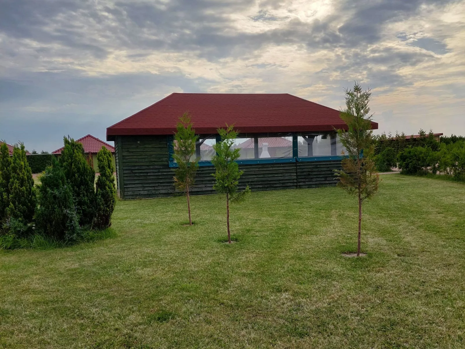 Green Corner Cottage 1-Outside