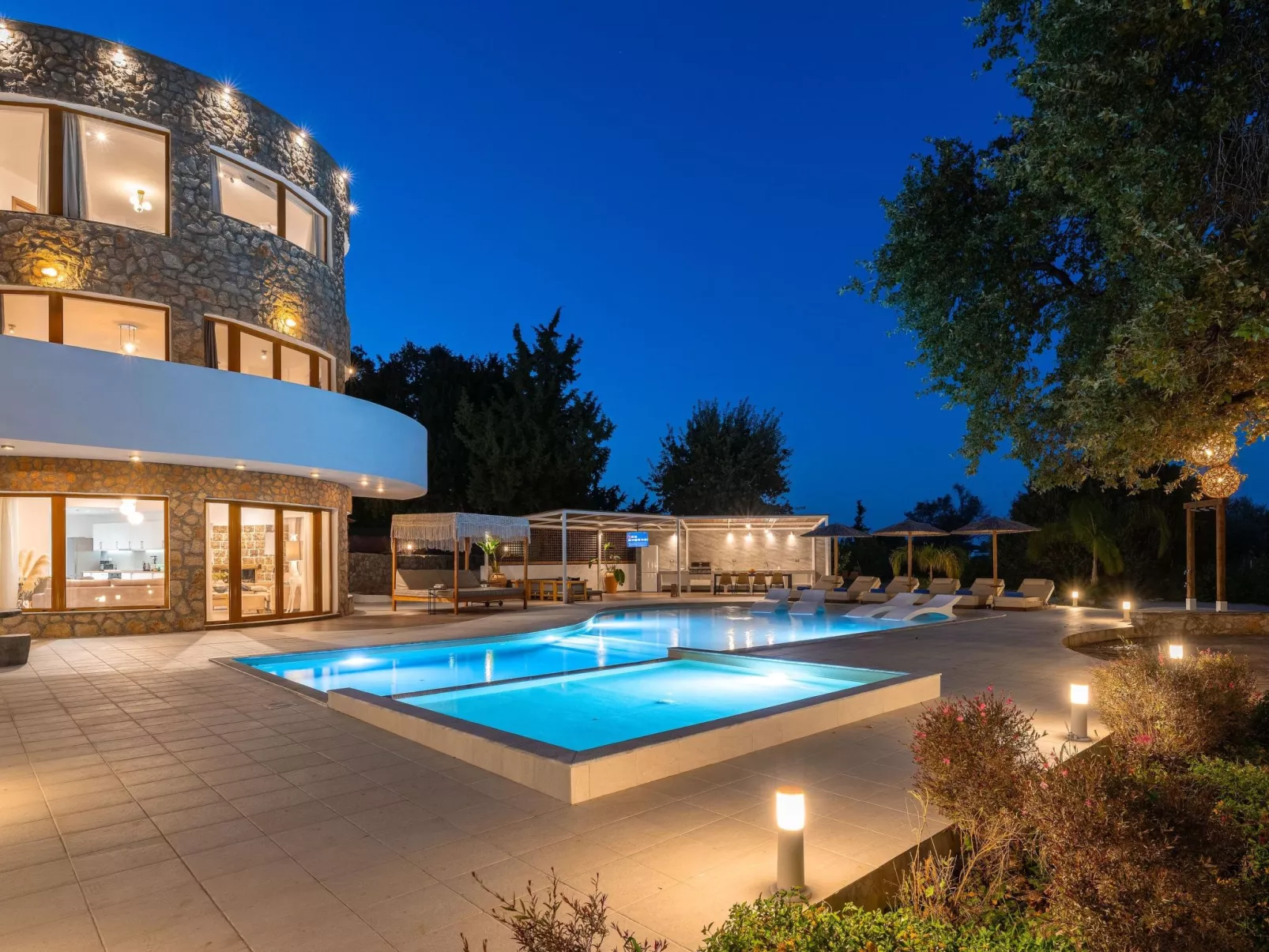 Villa Hamilton für 12 Personen in Rhodos-Stadt-Image-tags.info