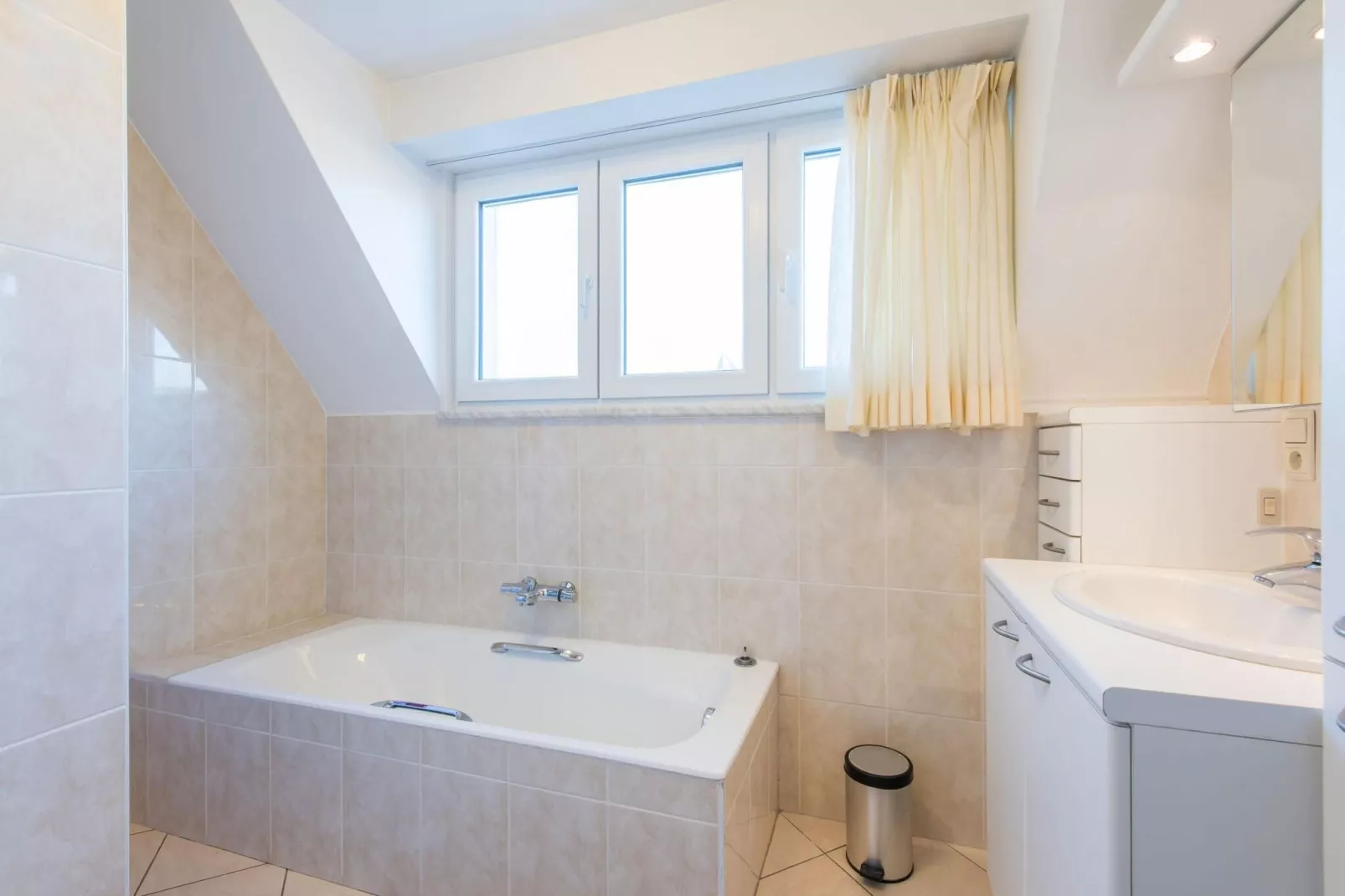 Villa Malu-Bathroom