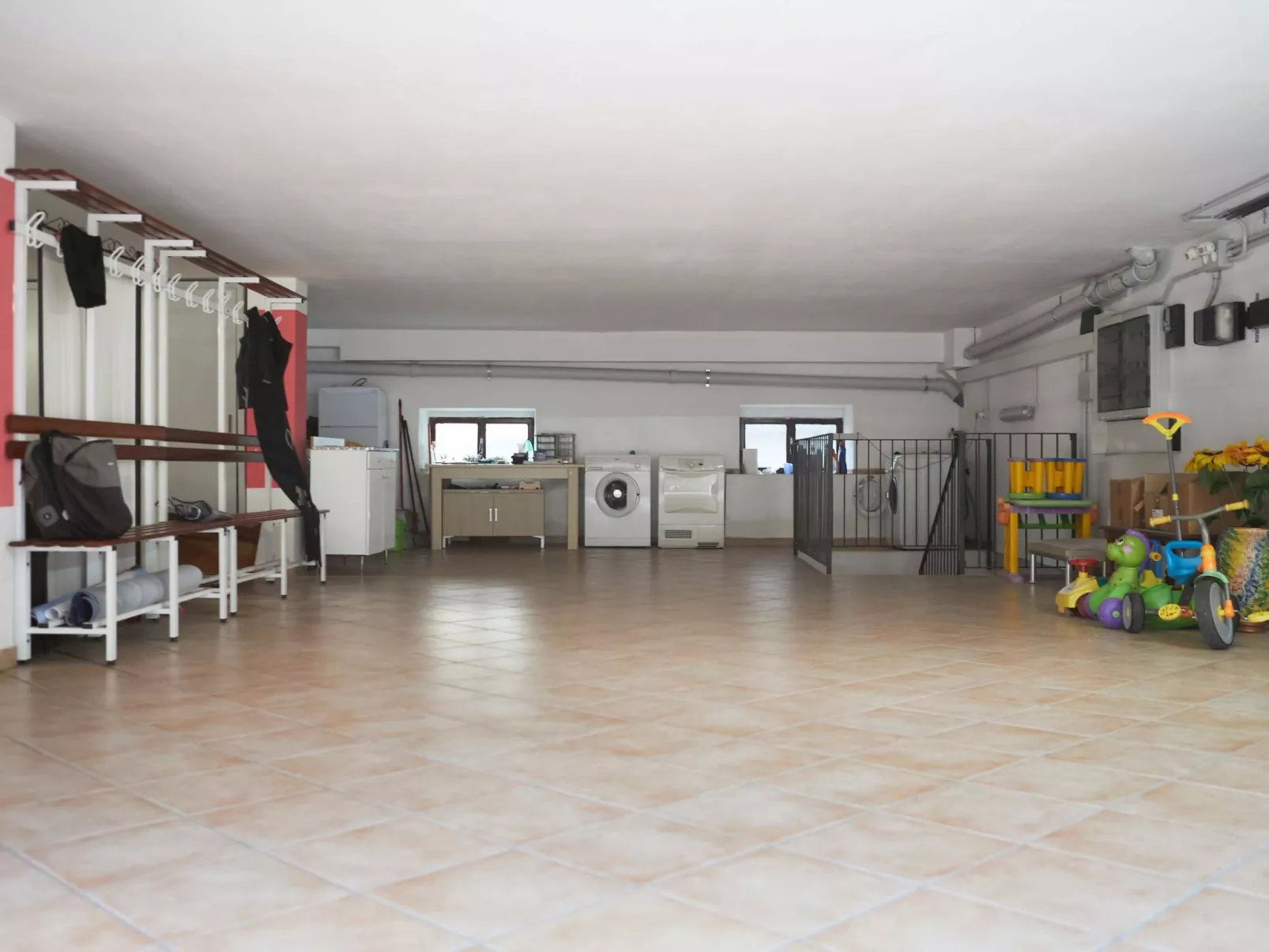 Superior-Dachgeschosszimmer mit großem Balkon BV4-Drinnen