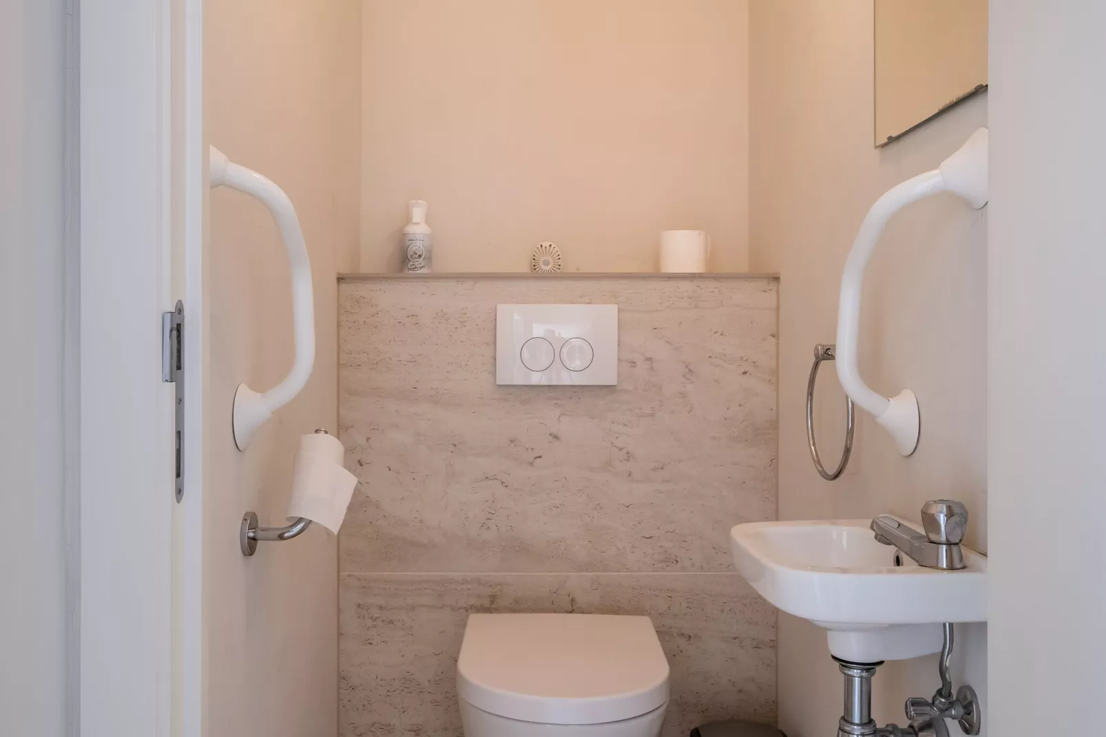 La Poudrière GV04-Bathroom