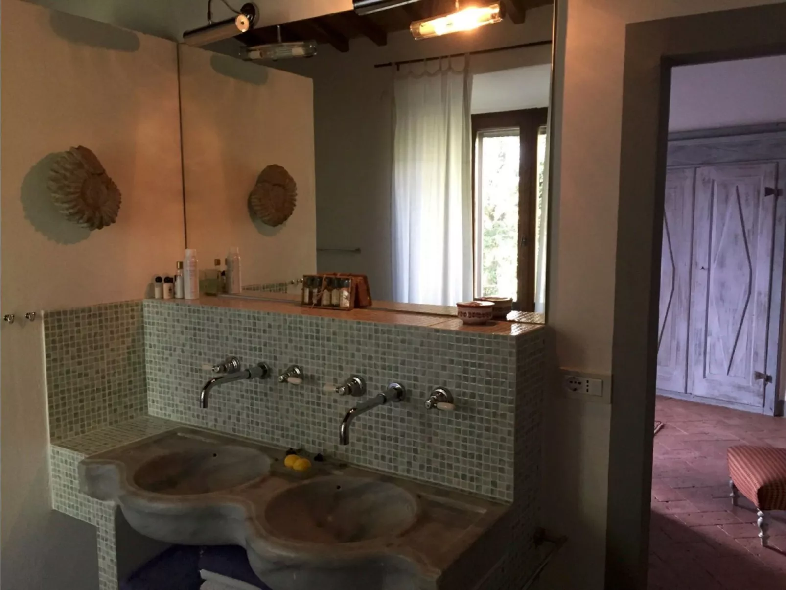 Hochwertige Wohnung im Turm-Schlösschen-Image-tags.info