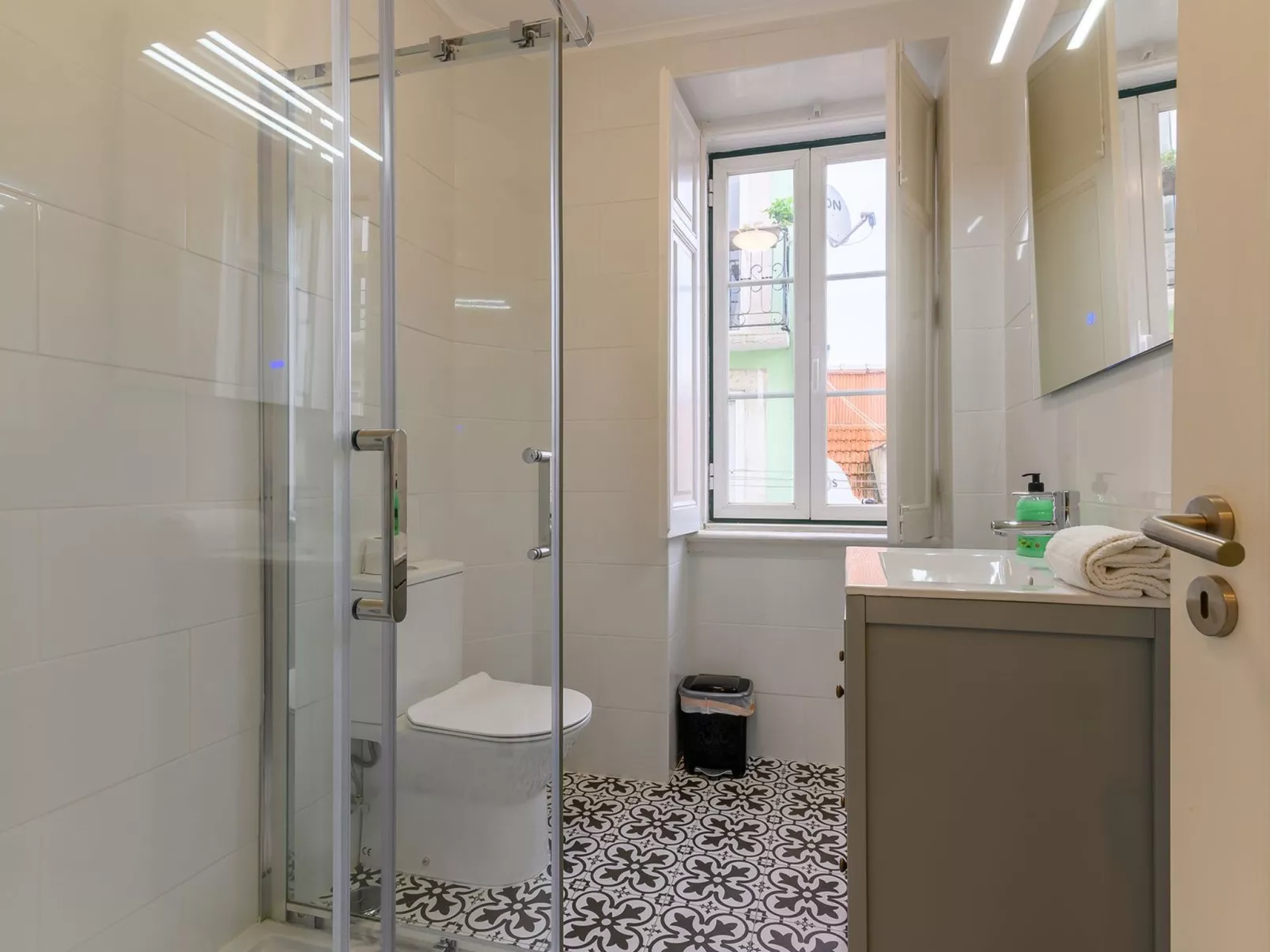 Santana Apartment im Stadtzentrum - Drinnen