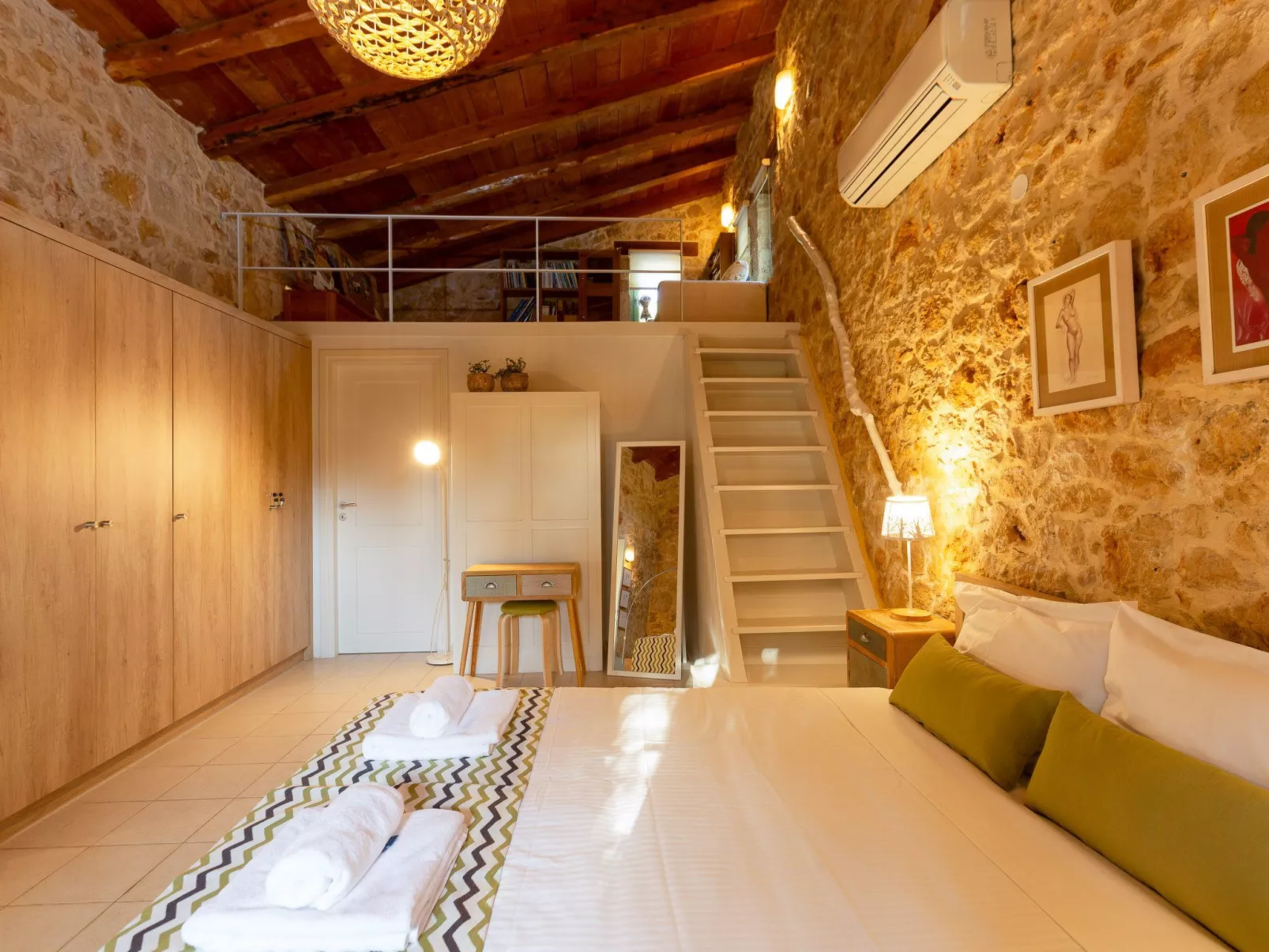 Naturparadies mit privatem Pool, Hot Tub auf dem Dach-Image-tags.info