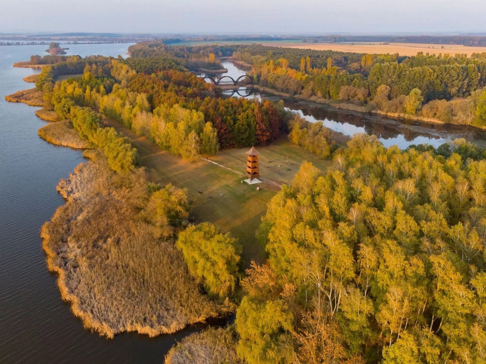 Bequem eingerichtete Wohnung mit großem Garten-Image-tags.info