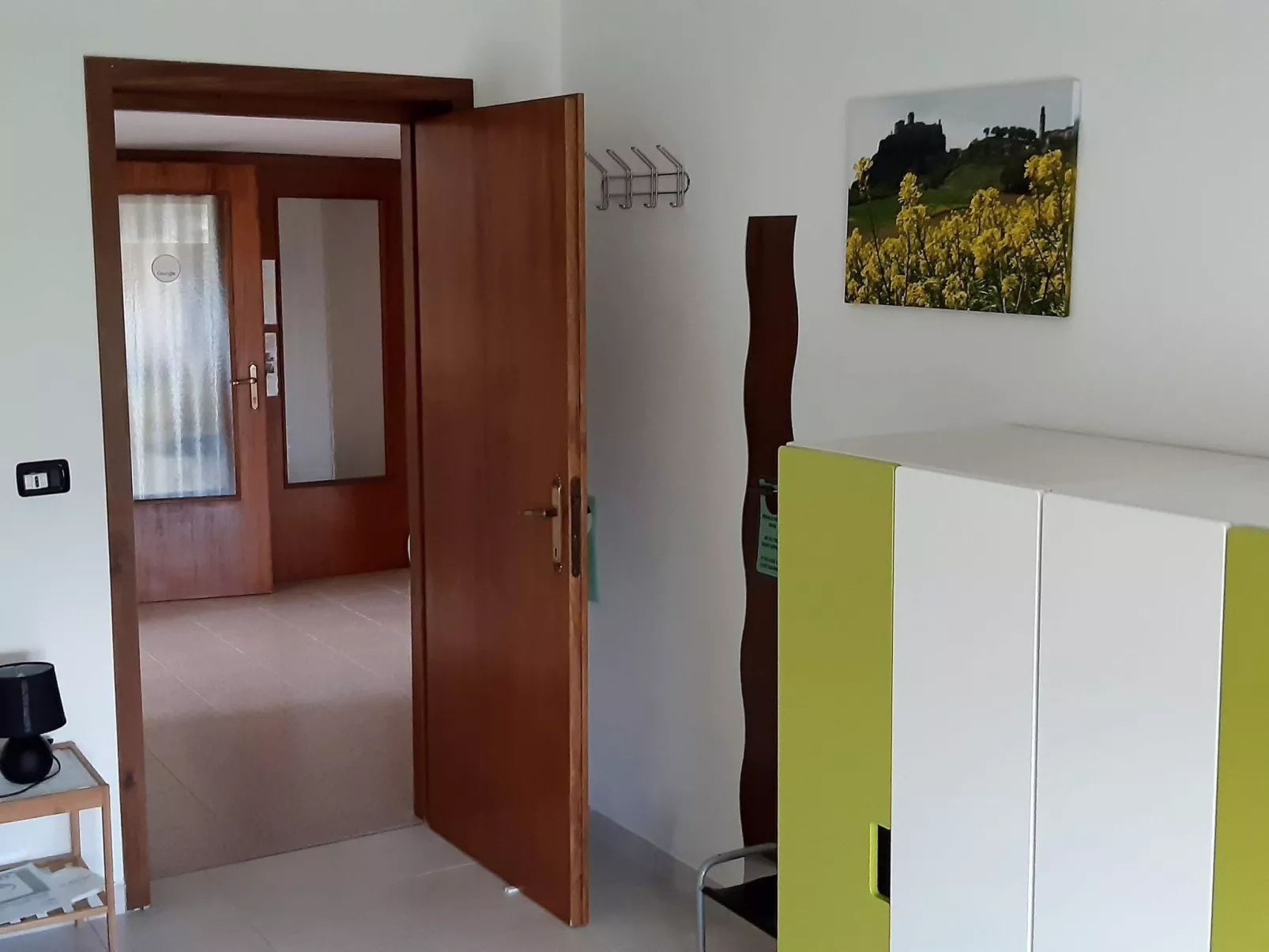 Ferienzimmer in Tolasudolsa Zimmer Frühstück-Drinnen