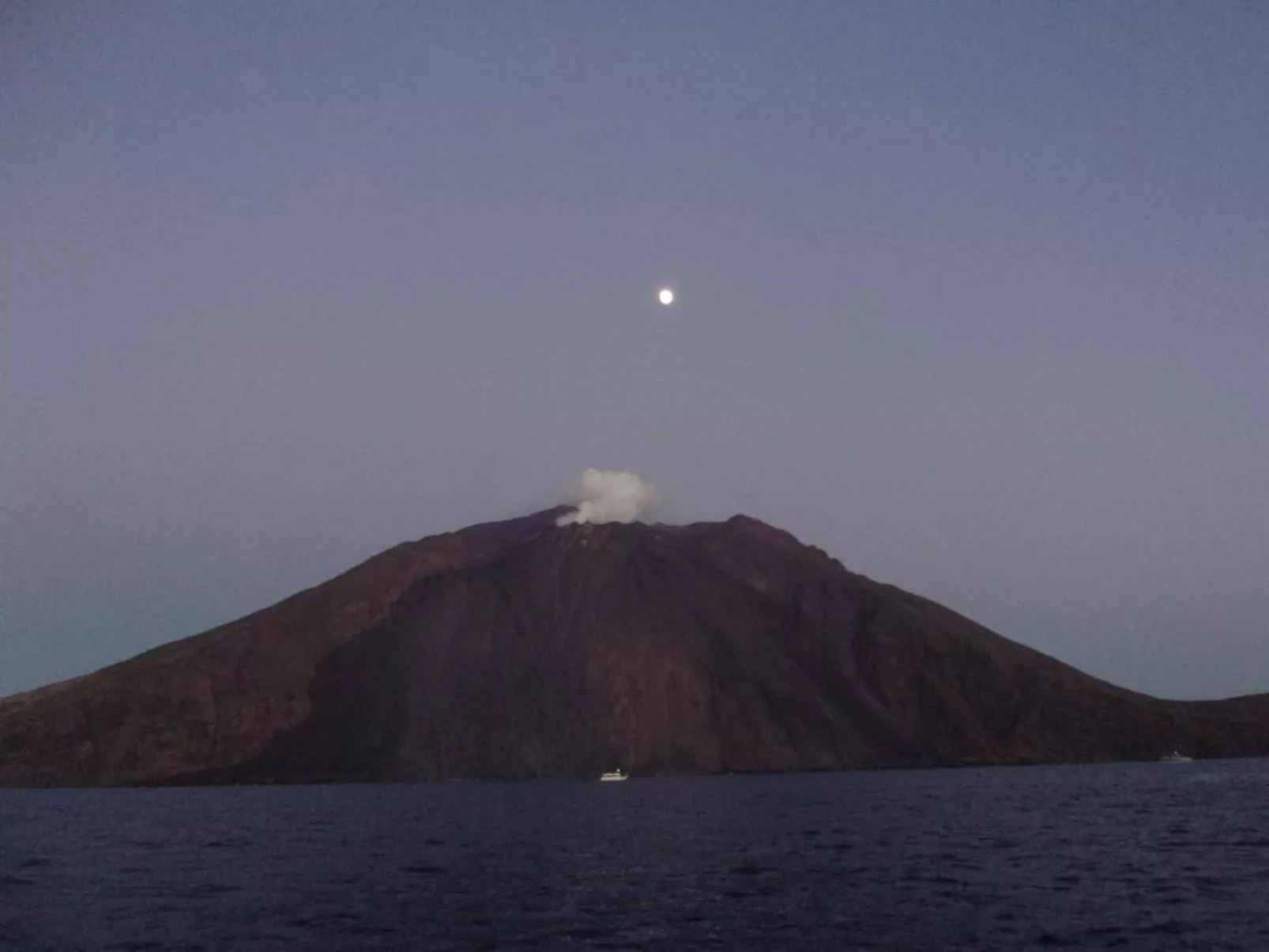 Landhaus mit Blick auf die Äolischen Inseln-Image-tags.info
