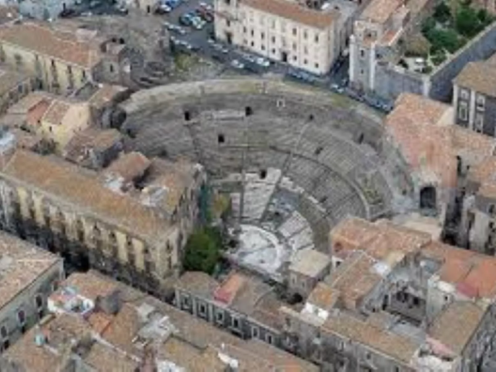 Mit privater Terrasse-Outside