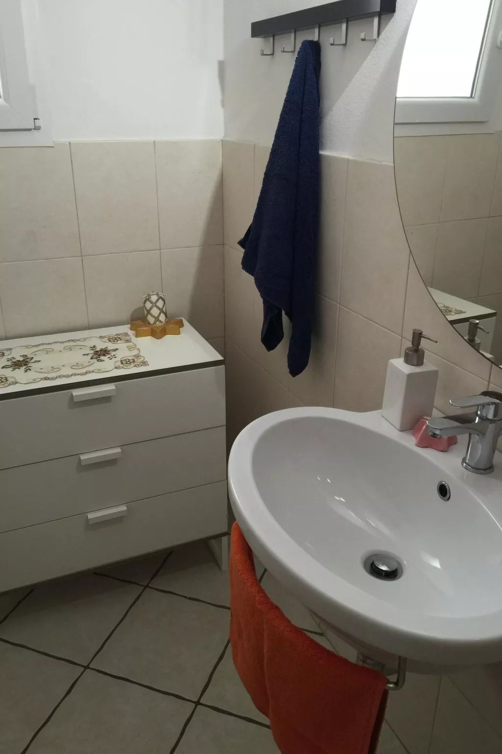 Große Ferienwohnung in Piombino-Drinnen