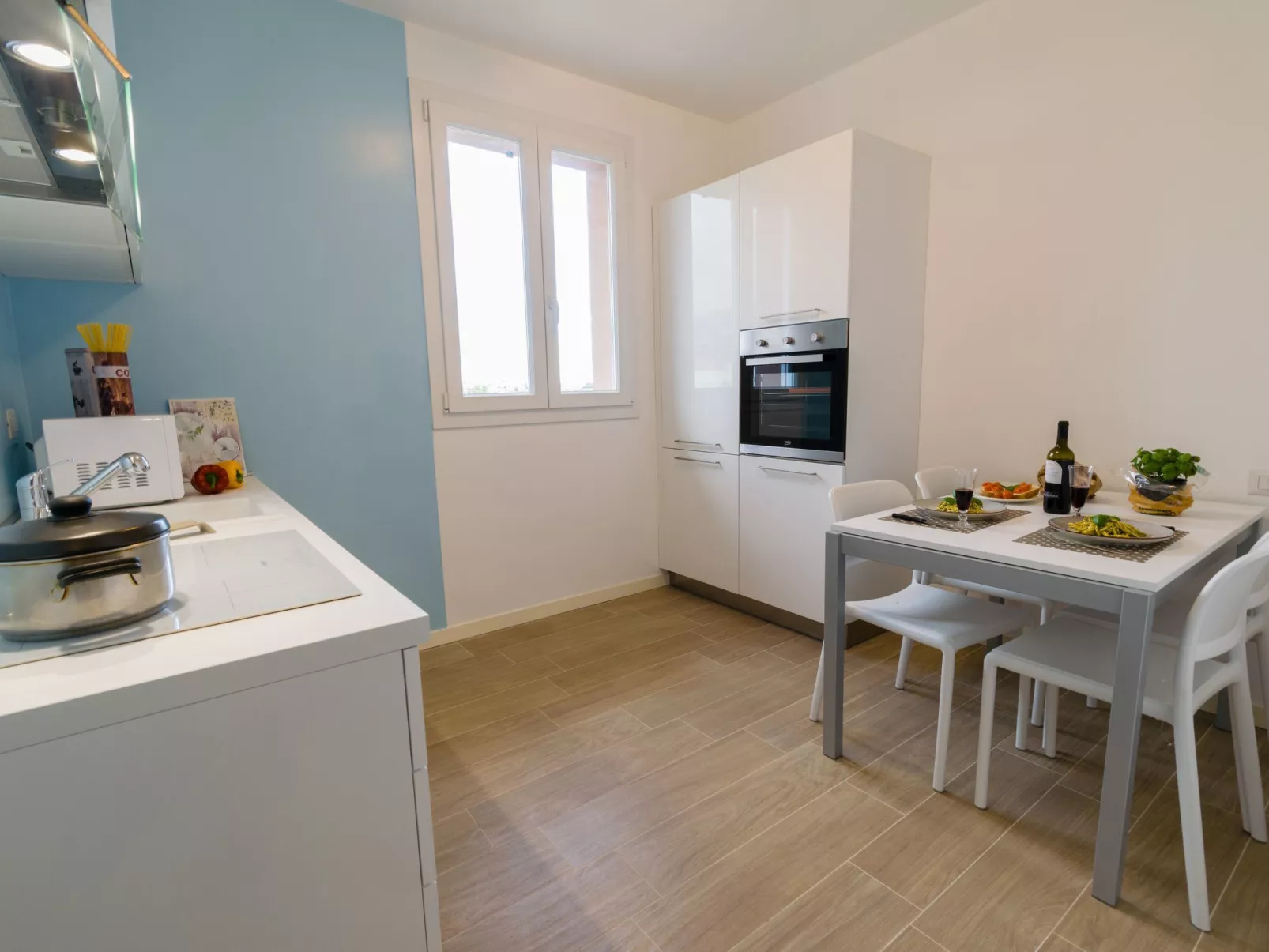 Wohnung mit Balkon-Inside