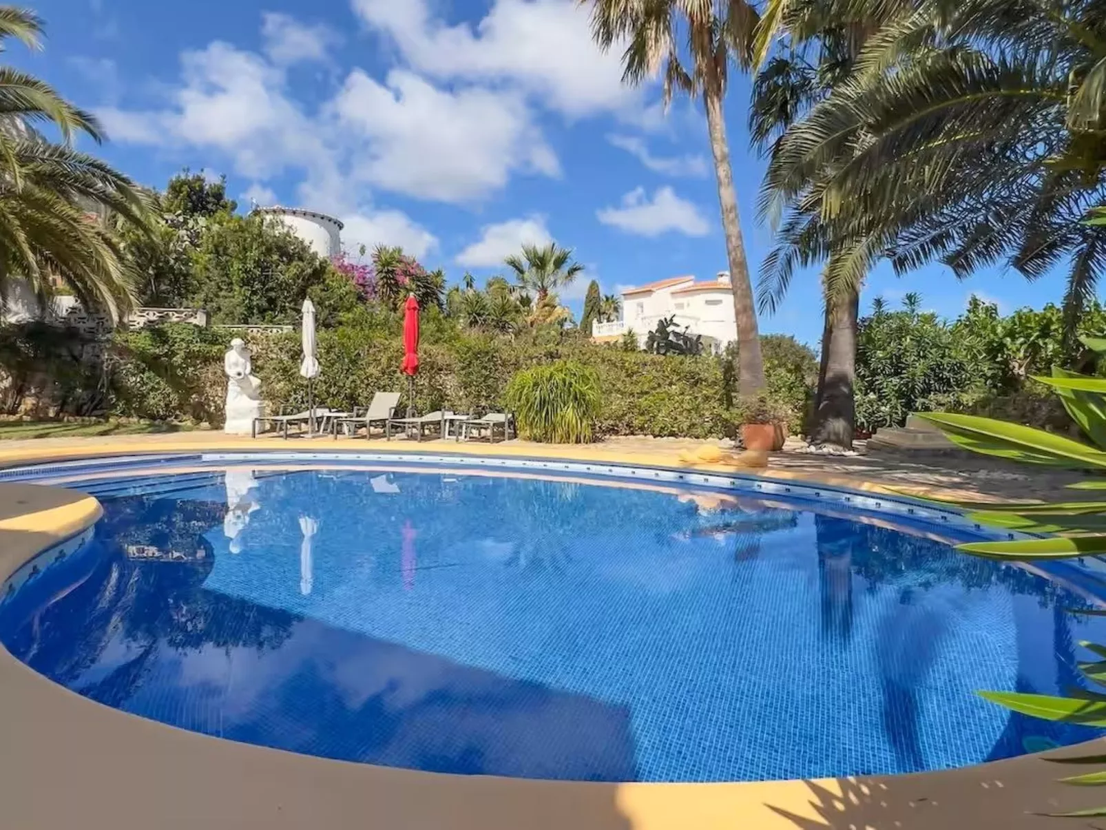 Bezaubernde Villa-Outside