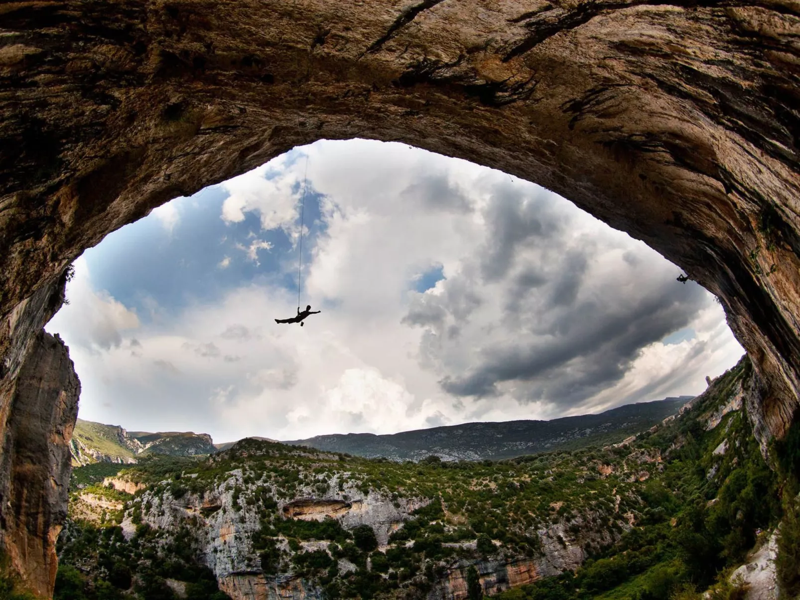 Javier Haus-Image-tags.info