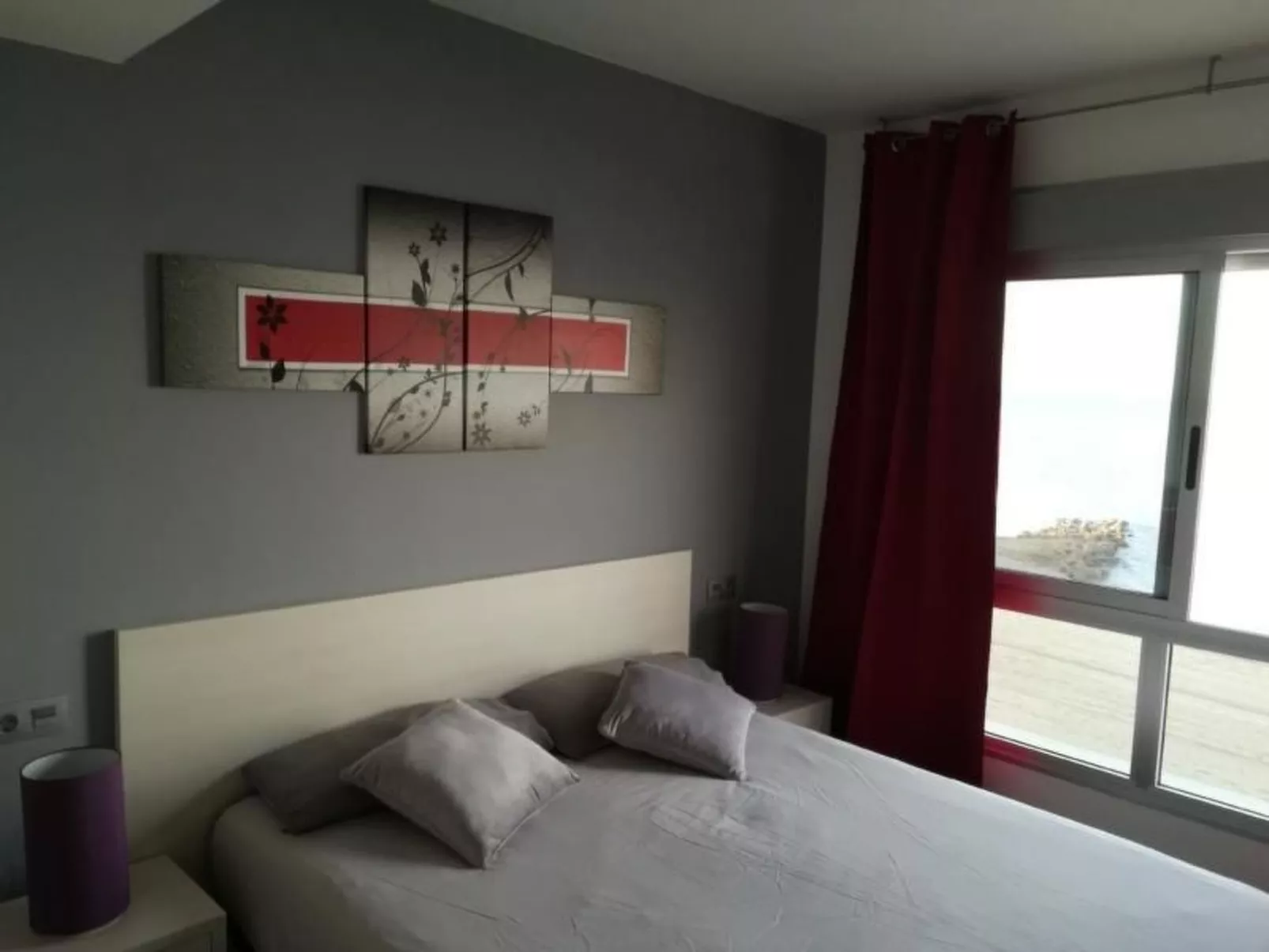 Mit Gemeinschaftspool-Dedans