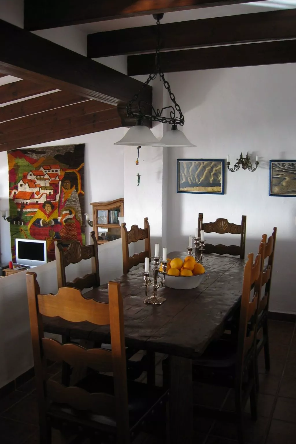 Villa mit außergewöhnlicher Aussicht und beheiztem Pool-Inside