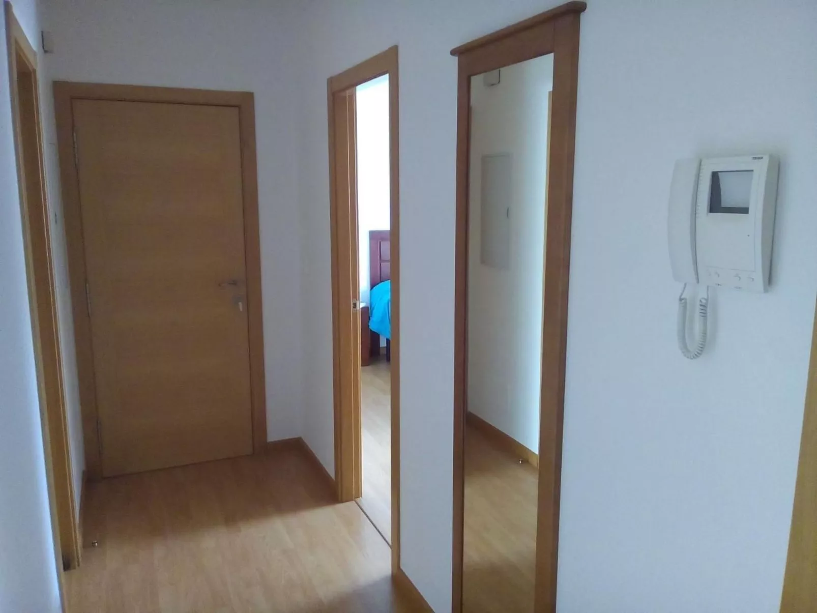 Ático con terraza-Image-tags.info