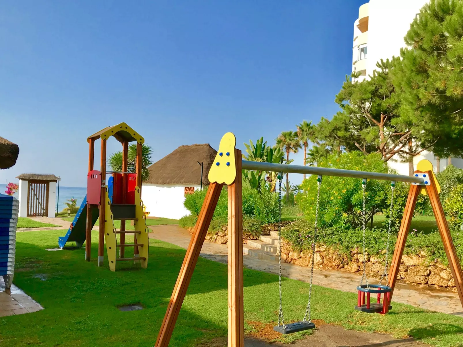 "Mi Capricho".-Outside