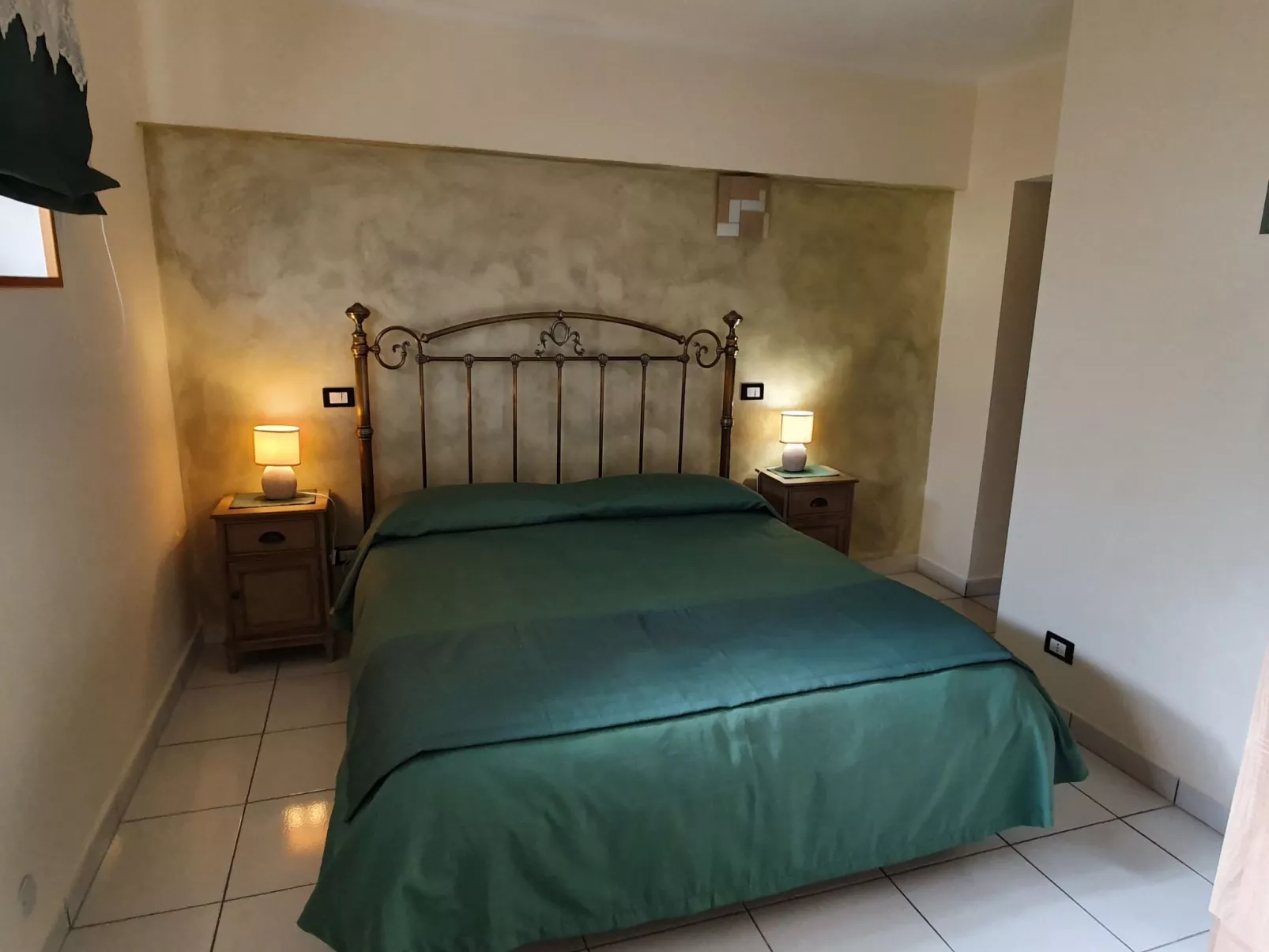 Zyklopenhaus. Erstaunliche Aussicht und privates Mini-Spa-Inside