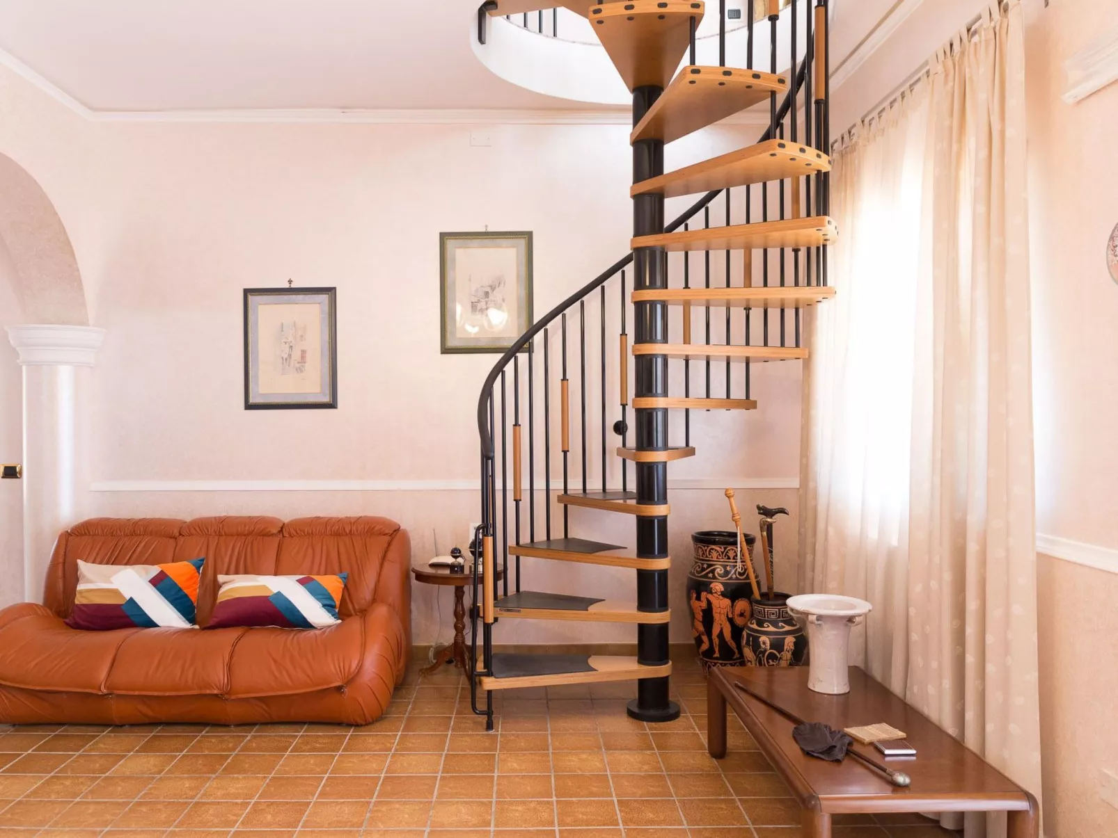 Angenehmes Haus mit privatem Pool-Inside