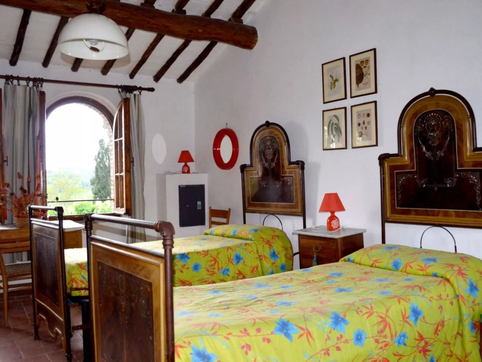 Haus in Marciano mit privatem Parkplatz-Image-tags.info