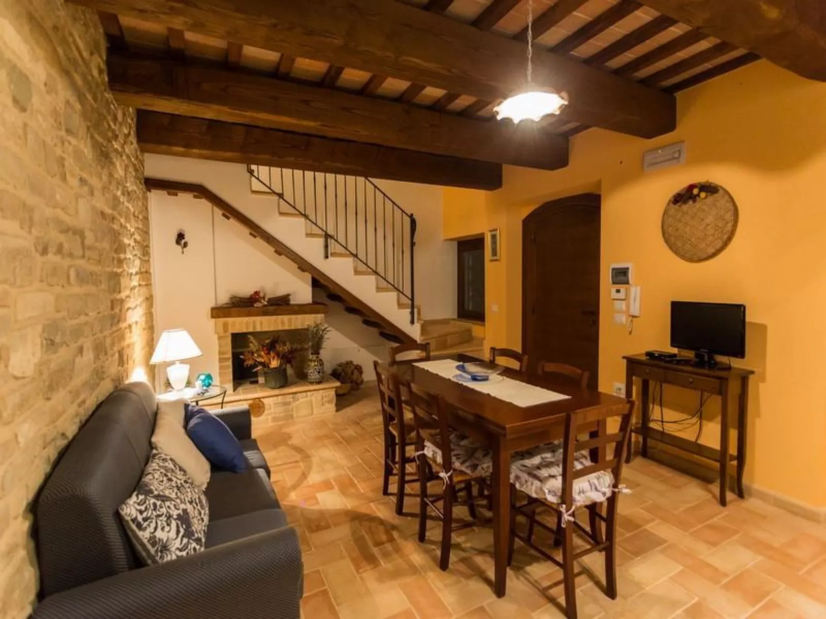 Villa in Le Marche mit atemberaubender Aussicht-Image-tags.info