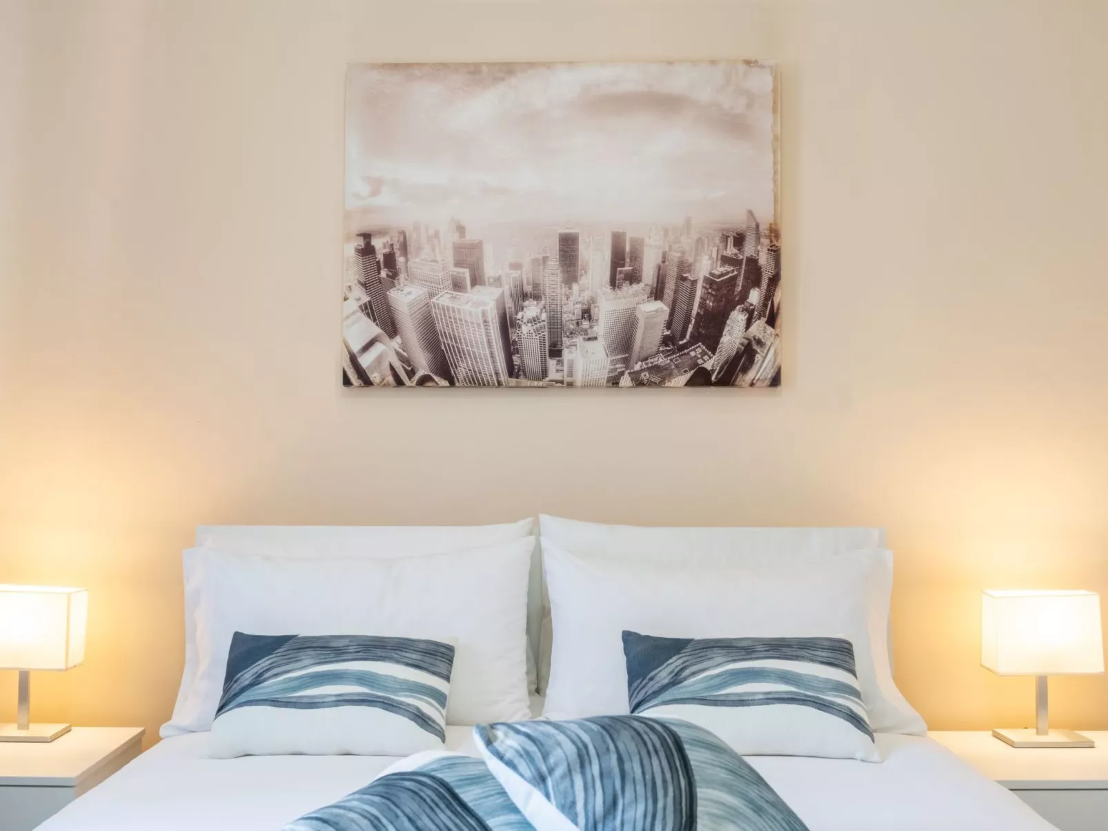 Zafferana's Pool Rückzugsort-Inside