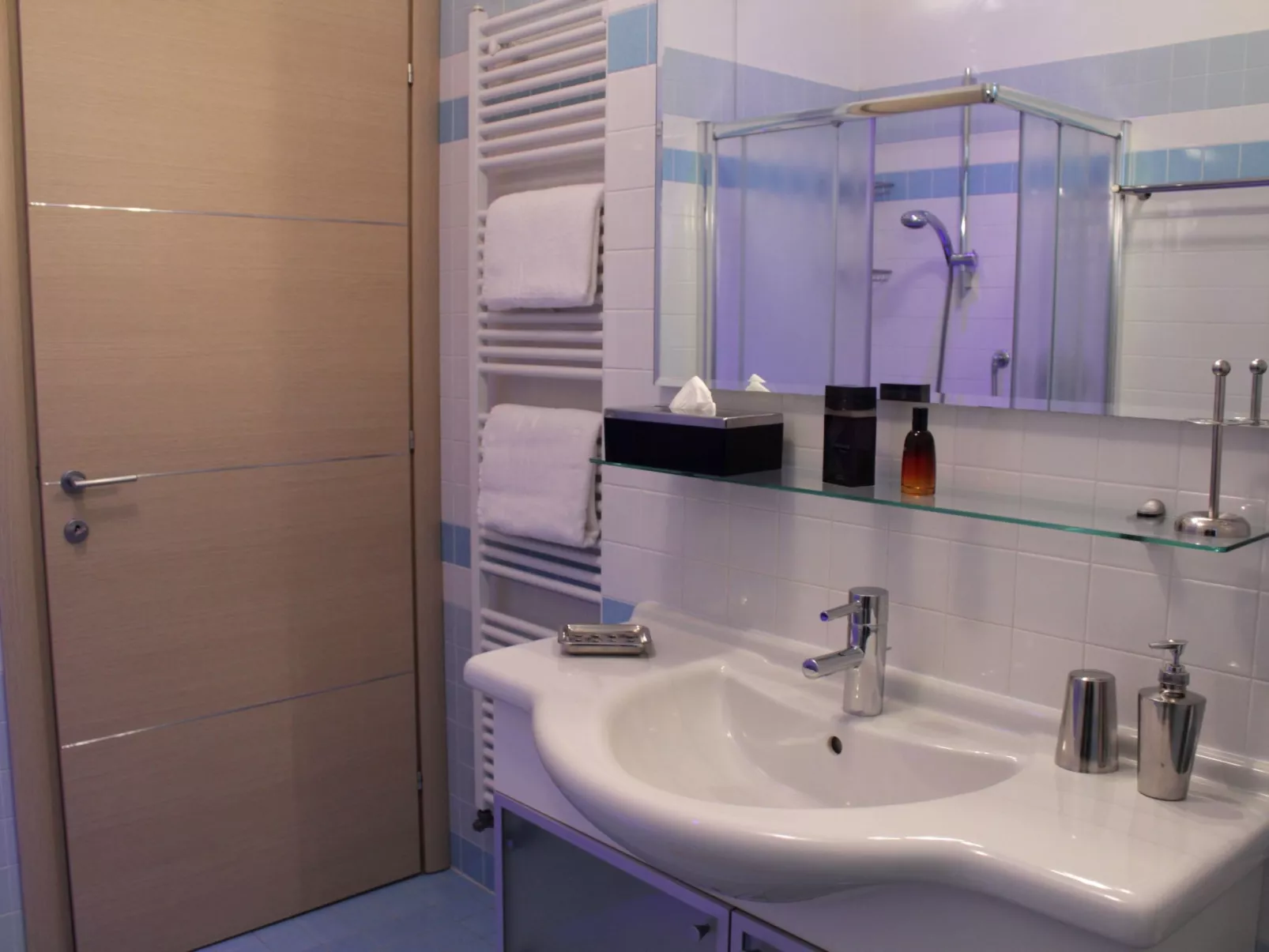 Wohnung in San Giacomo mit Privatparkplatz-Drinnen