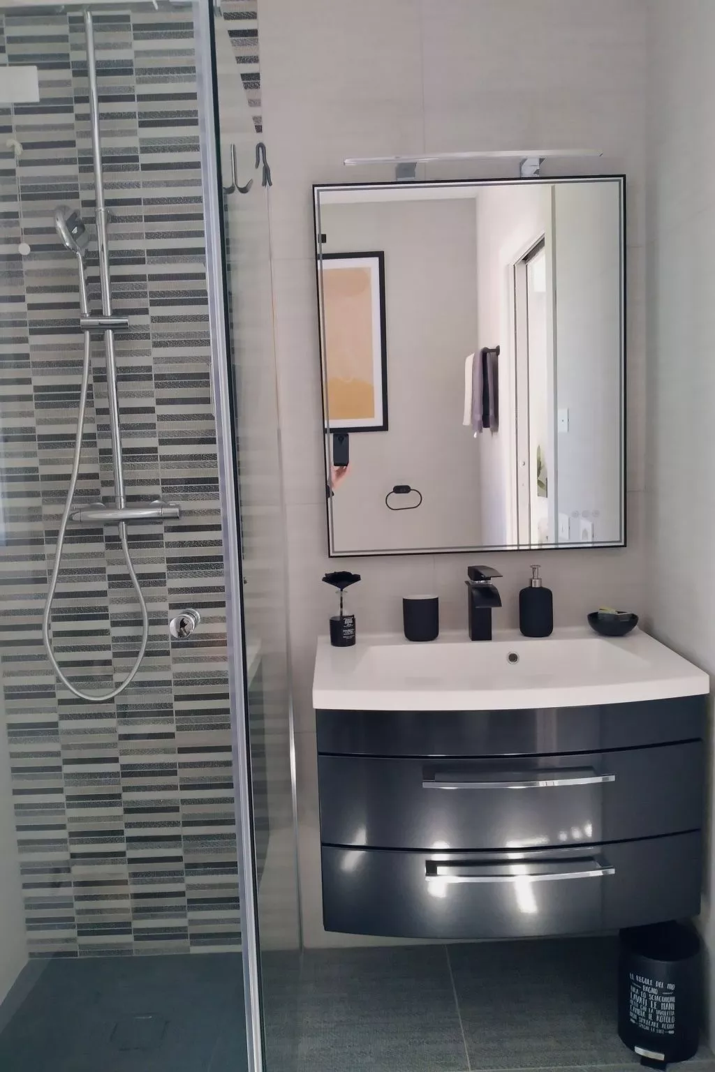 Wunderschönes Ferienhaus mit Pool und 360° Blick-Drinnen