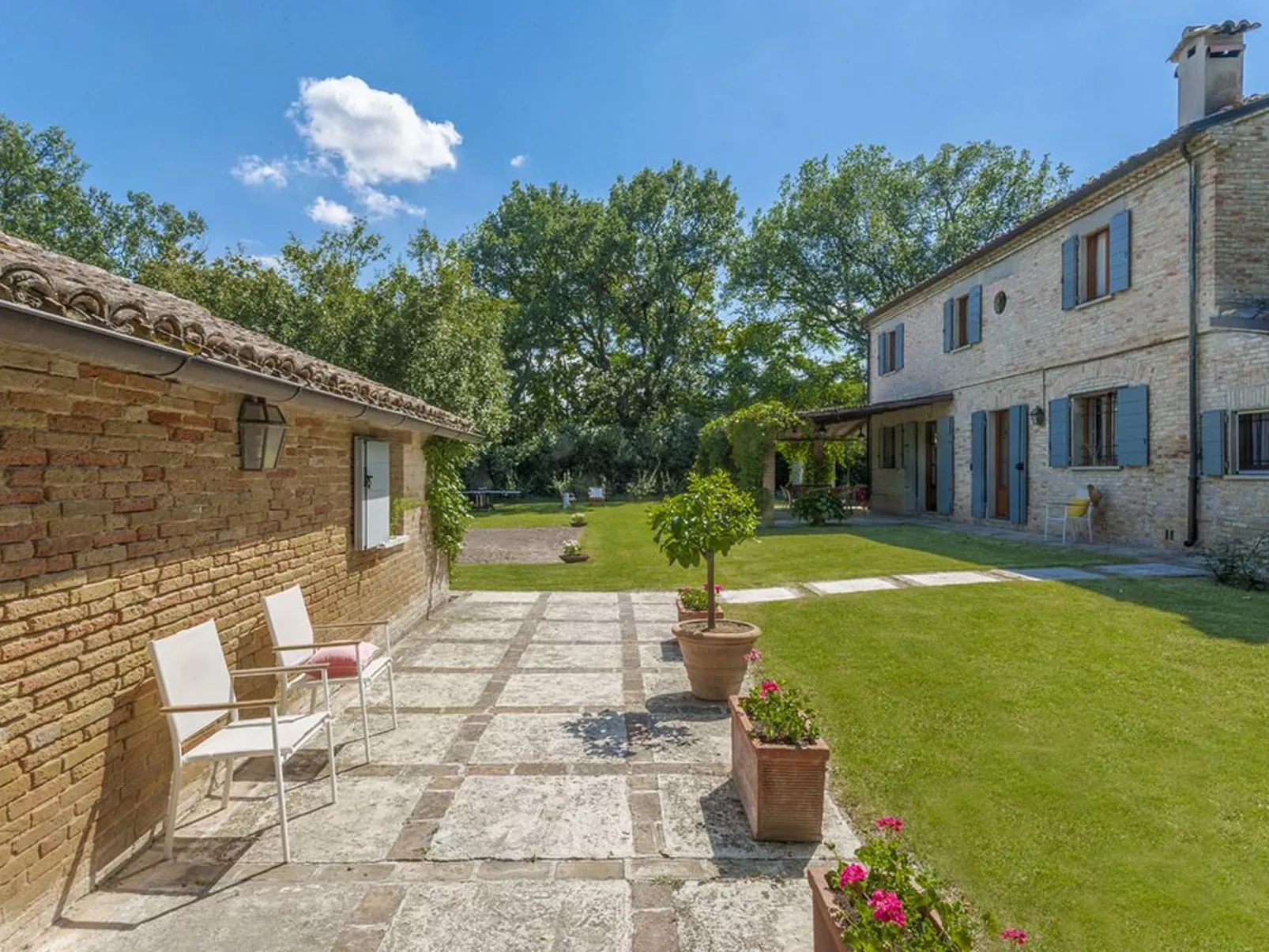 Villa Deda - Marche Holiday-Draußen