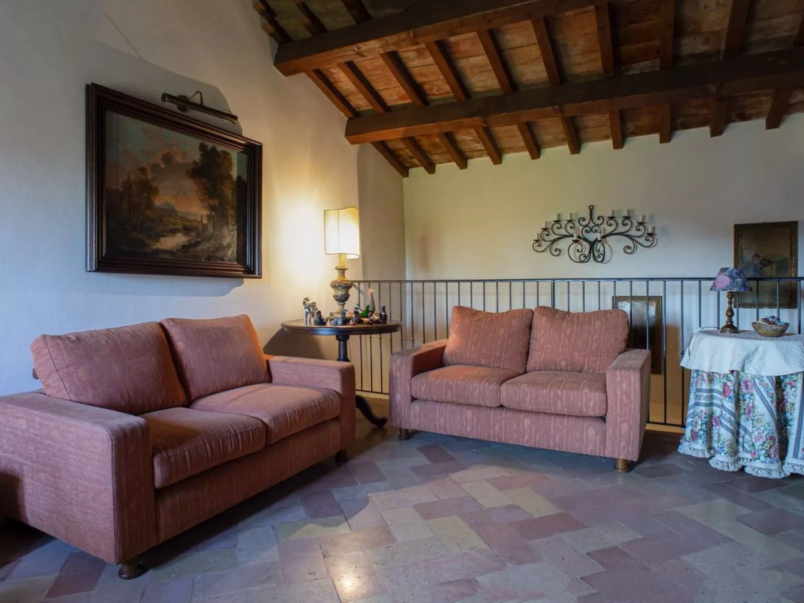 Villa mit privatem, halb versenkbarem Pool in Meeresnähe-Inside