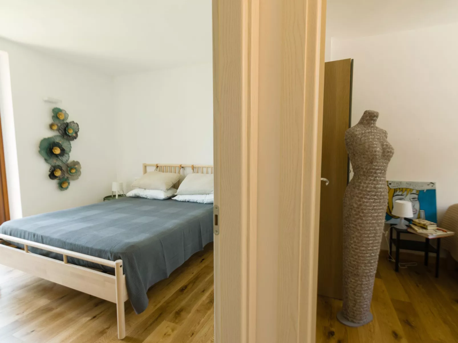 Wohnung 'Abstieg zum See' mit Wasserblick-Drinnen