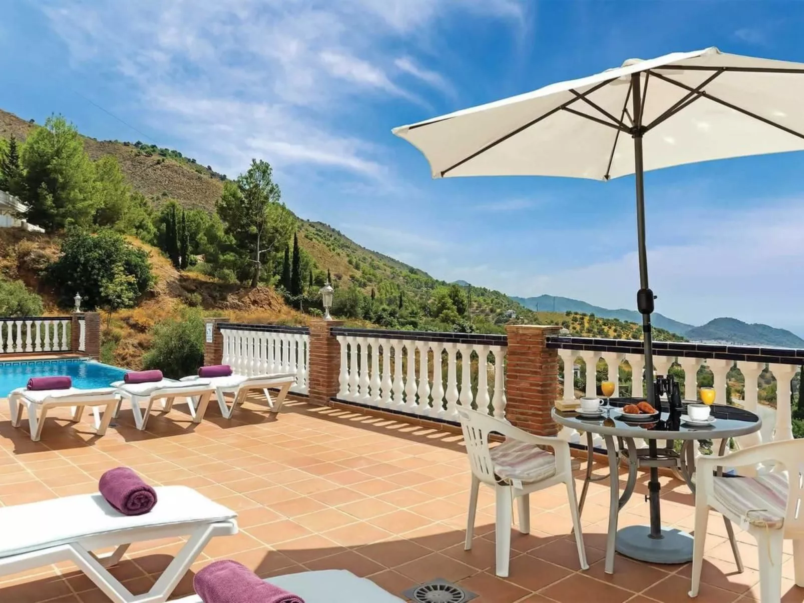 Villa "Pedregal" mit privatem Pool-Outside