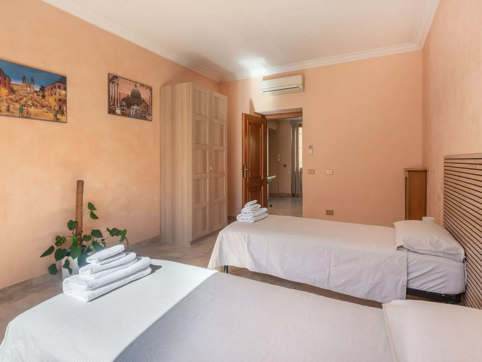 Wohnung27. AC Wi-Fi Metro, Geräumig, S. Giovanni-Inside