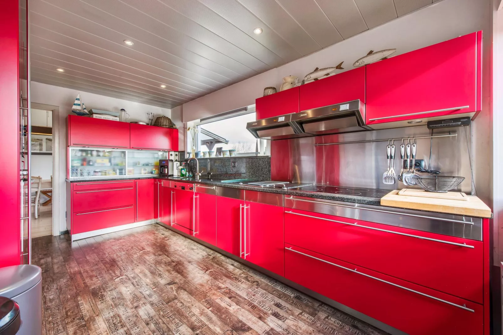 Lustucru-Kitchen
