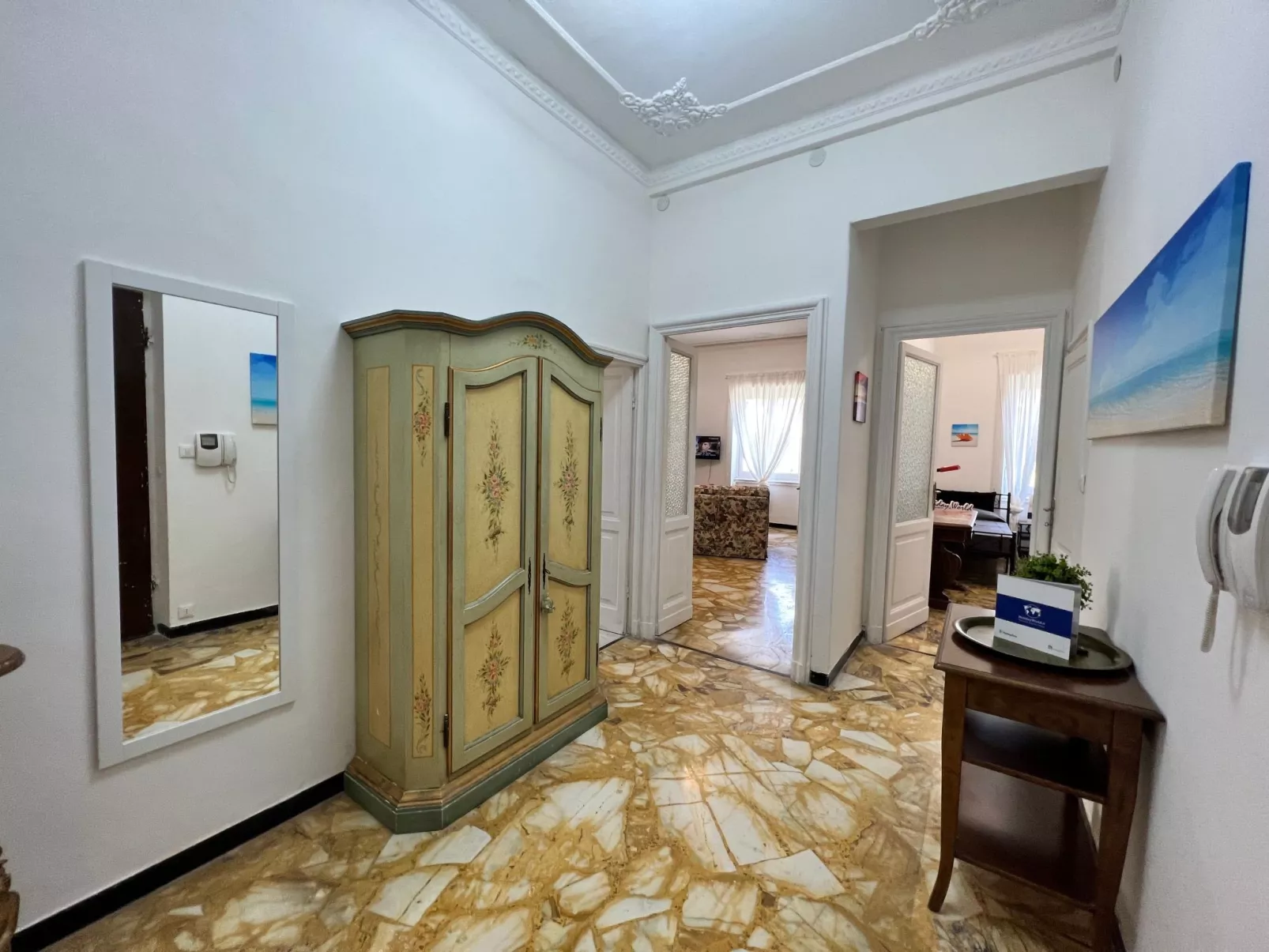 'La Superba' mit Balkon-Inside