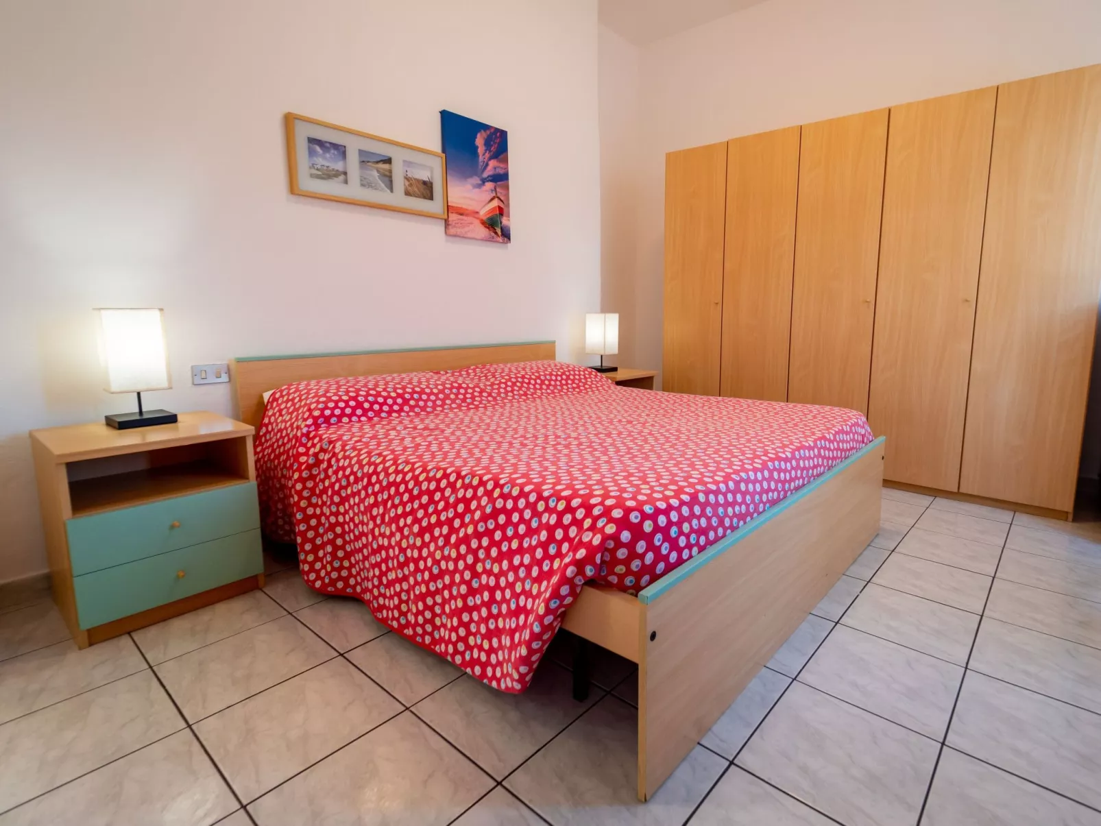 Ruby Ein-Schlafzimmer-Apartment-Dedans
