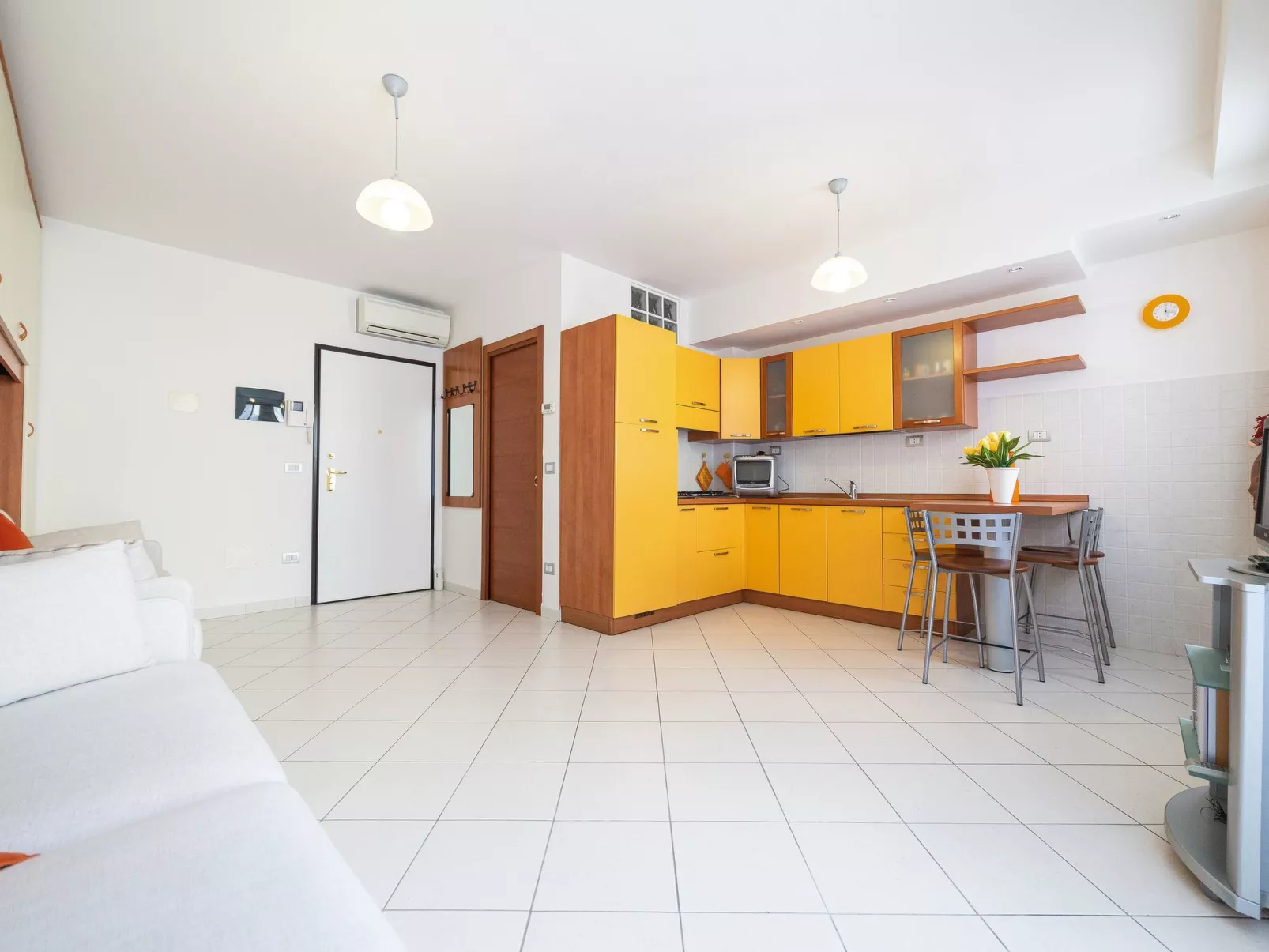 Wohnung Borghetto Santo Spirito mit Terrasse-Dedans