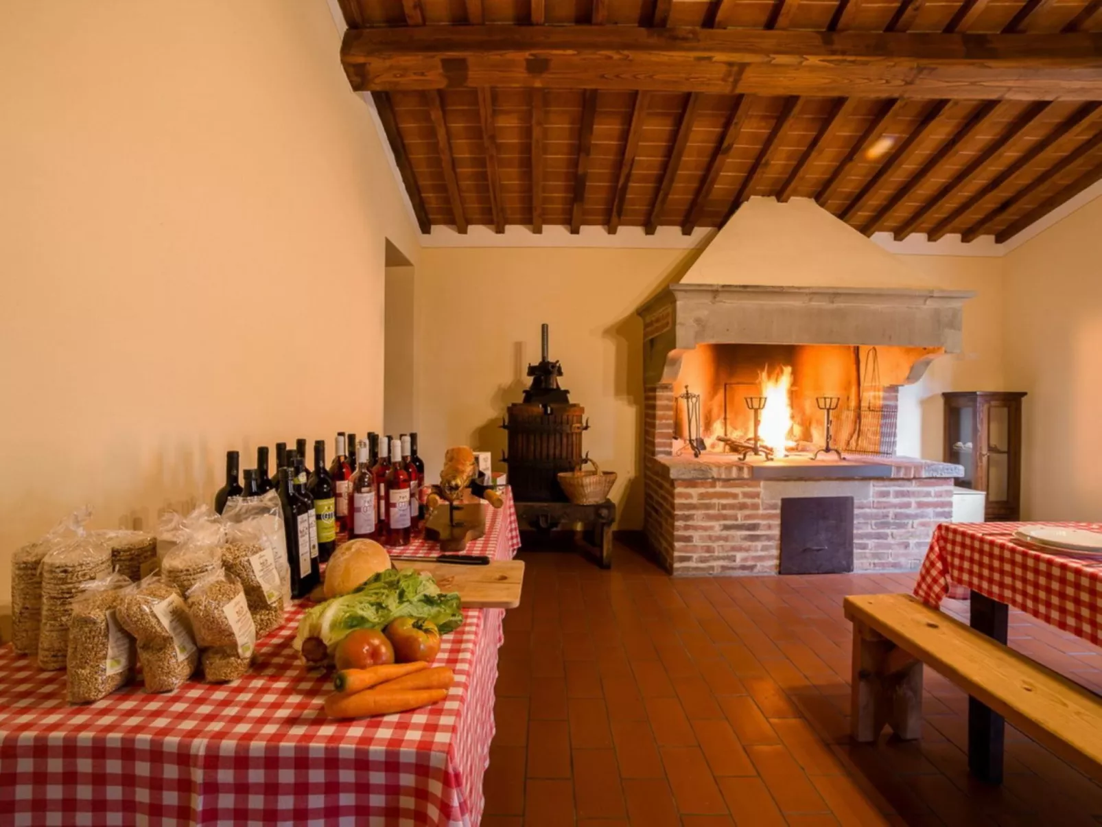 Villa mit privatem Pool in der Nähe von Cortona-Inside