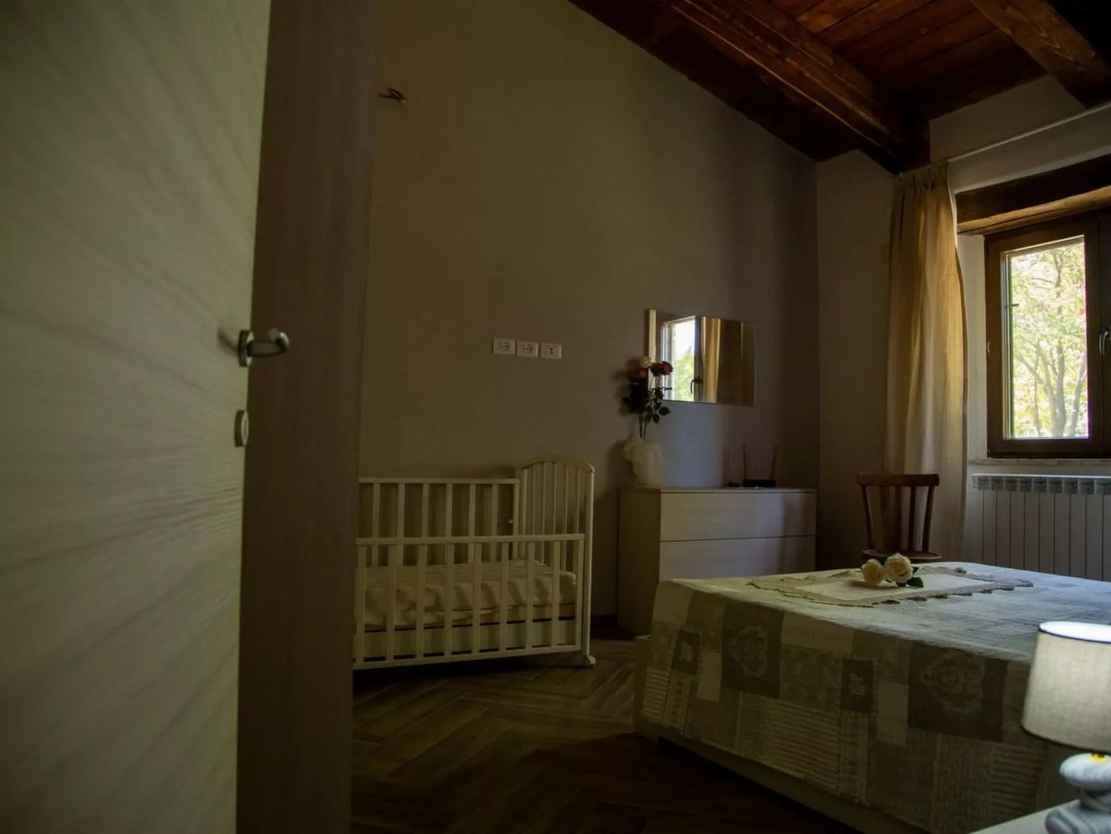 Villa mit privatem Pool in der Nähe des Dorfes-Drinnen