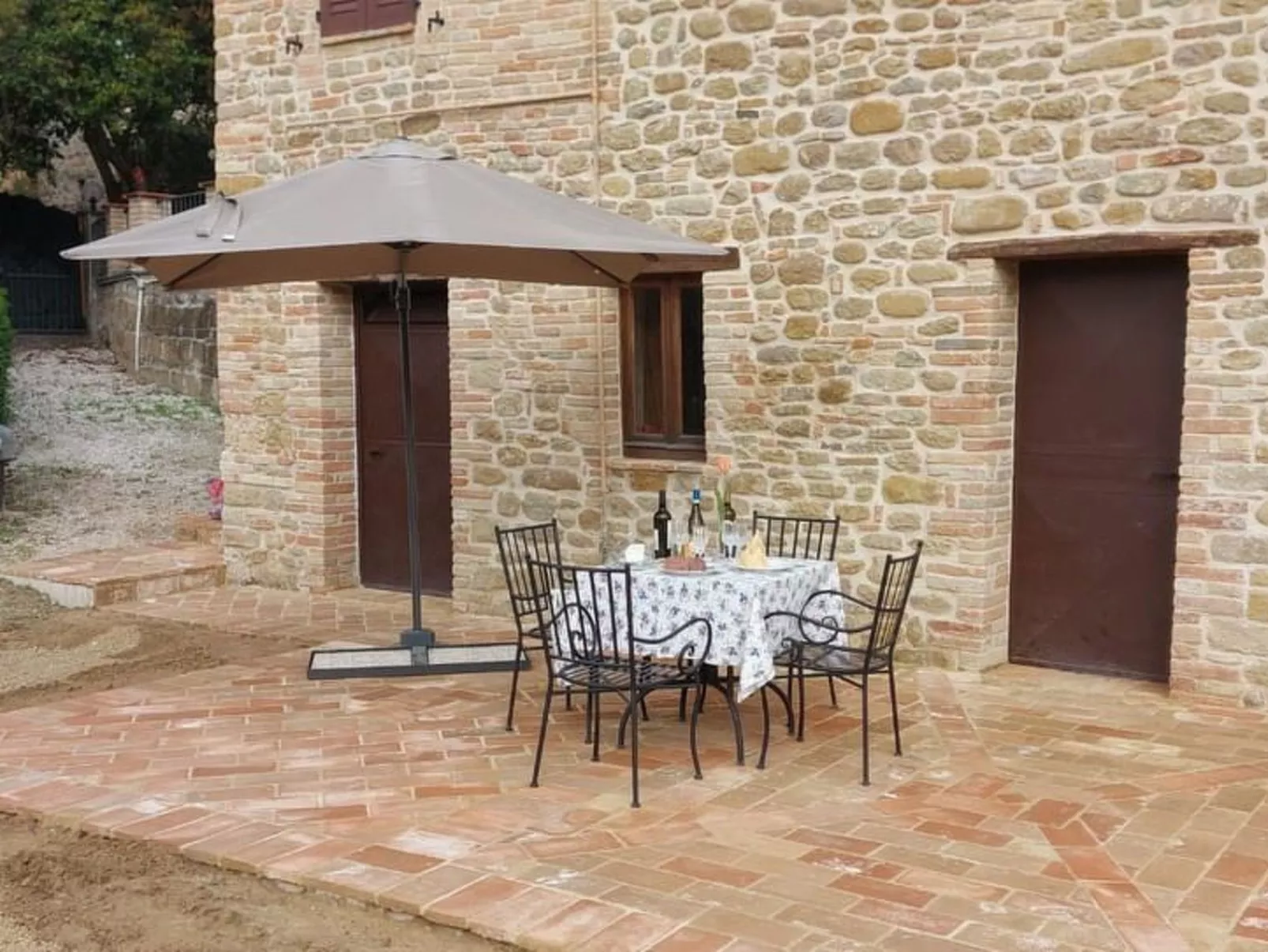 Ferienvilla mit privatem Pool und Whirlpool-Outside