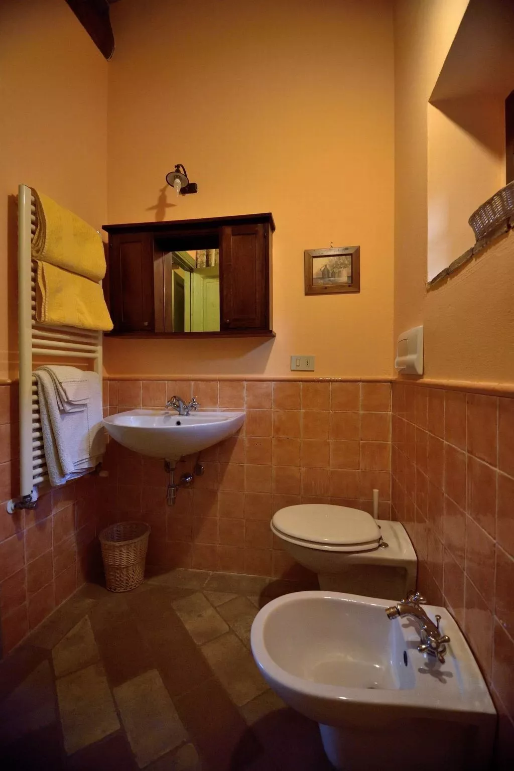 Wohnung 'Mascie rondini' mit Terrasse-Drinnen