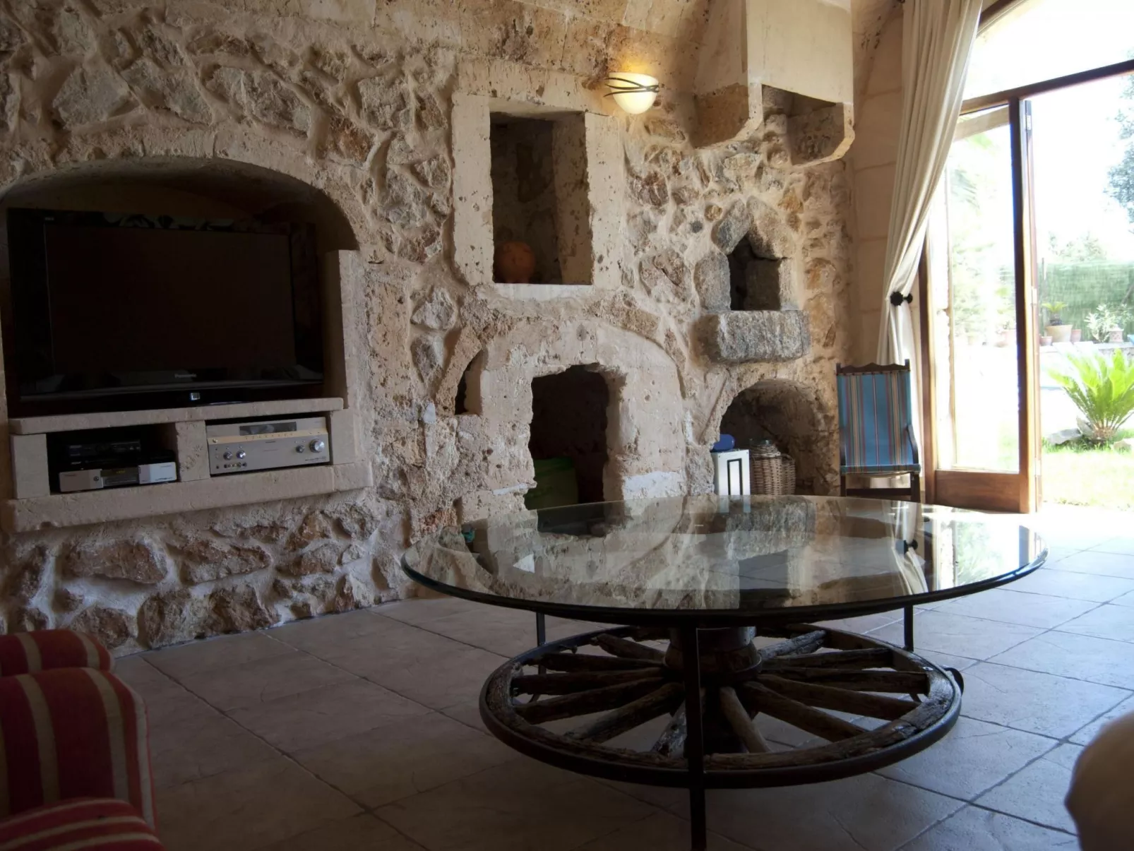 Finca 'Esporrassar' mit Terrasse-Image-tags.info