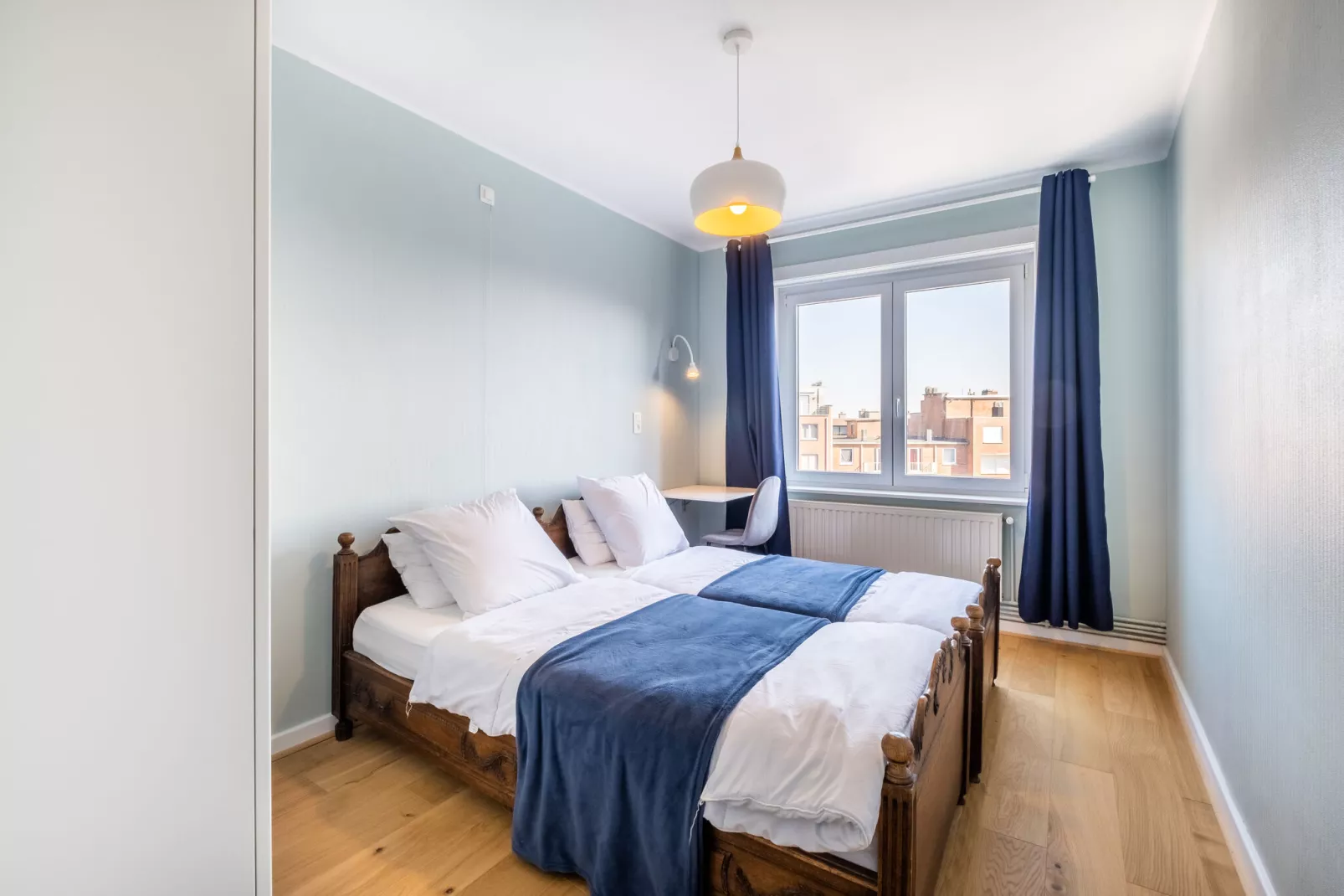 Triton 502-Bedroom