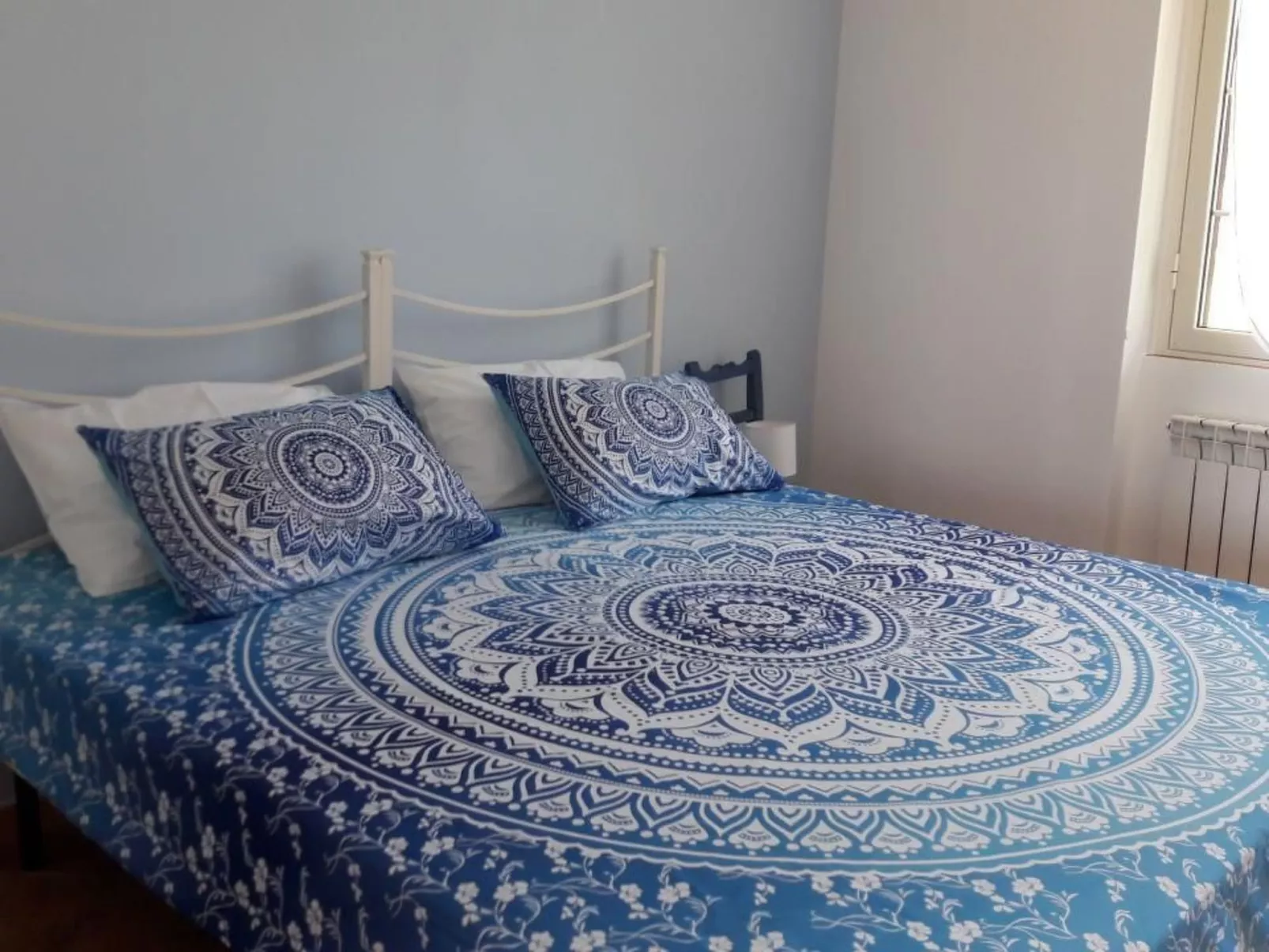 Villa im Grünen mit Schwimmbad und Meerblick-Image-tags.info