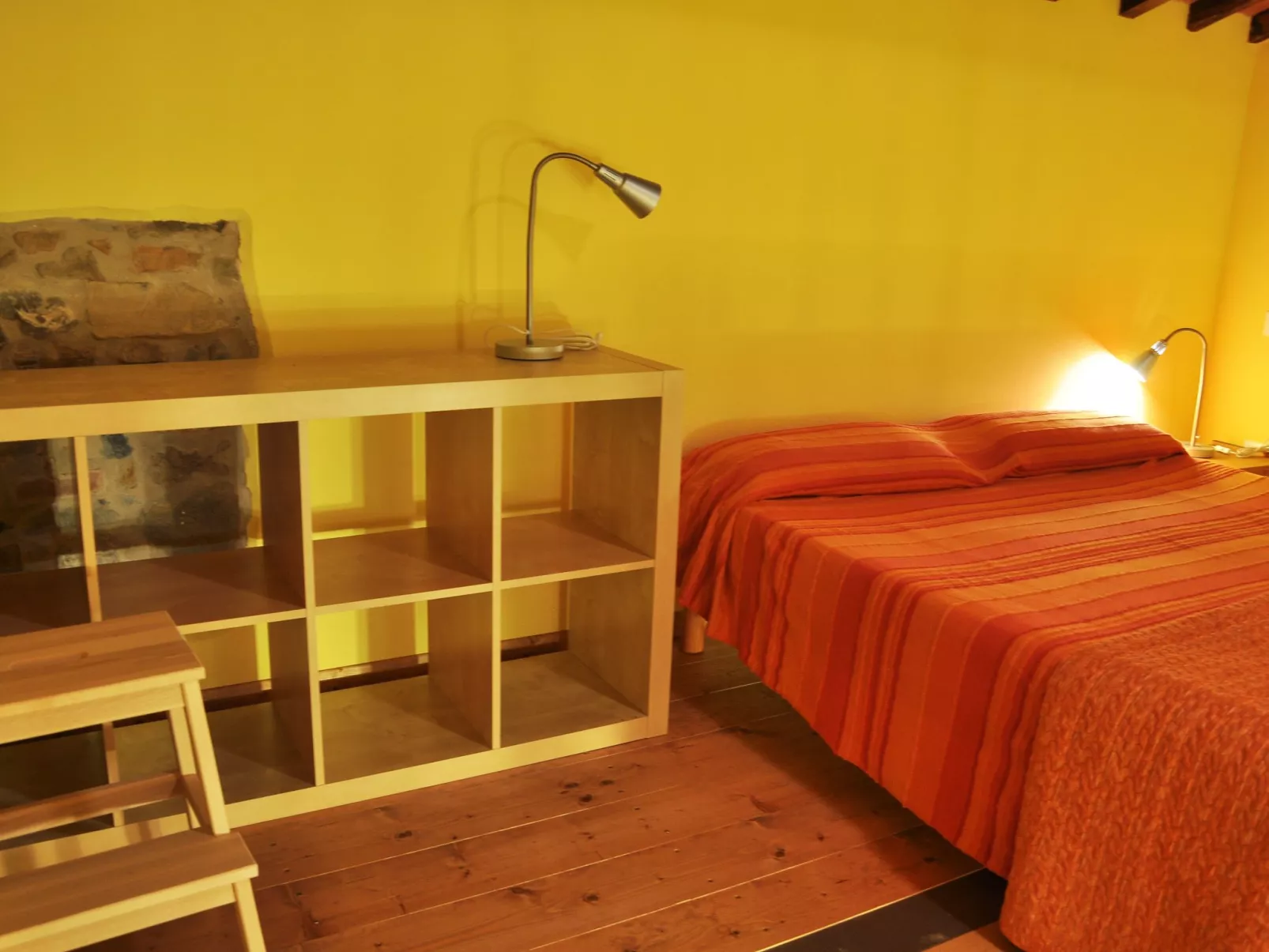 "Casa Olmo" Schwimmbad und Jacuzzi, privater Garten-Inside