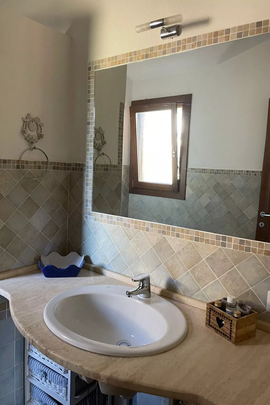 Haus 1 Kilometer vom Strand von Porto Ainu entfernt-Image-tags.info