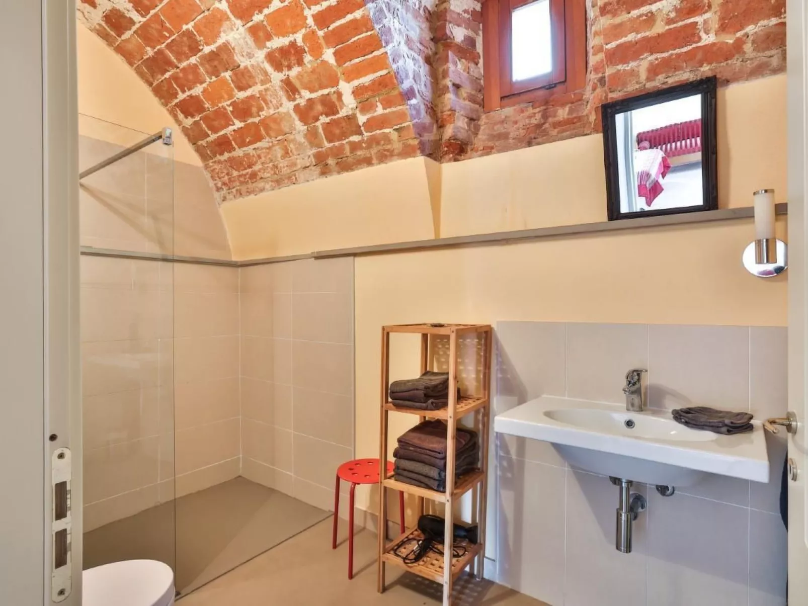 Appartment Barbera , Villa Pesce, Mombaruzzo-Inside