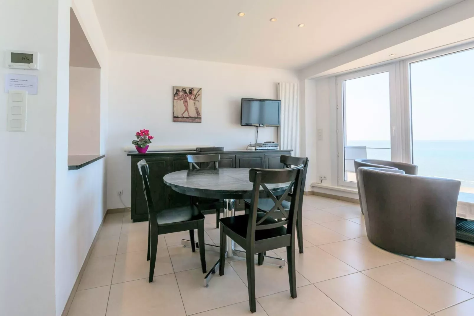 Vitalo 502-Dining room