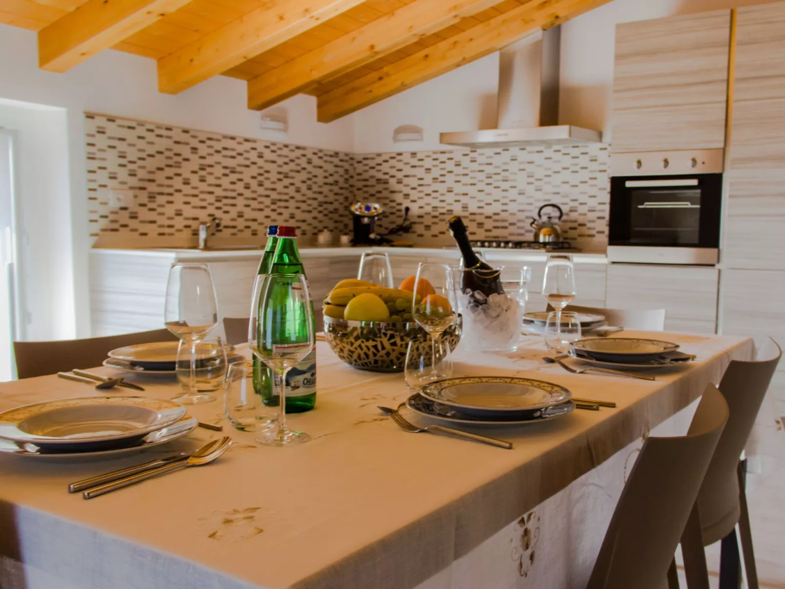 Ferienvilla 'Perla del Lago' mit privatem Pool-Image-tags.info