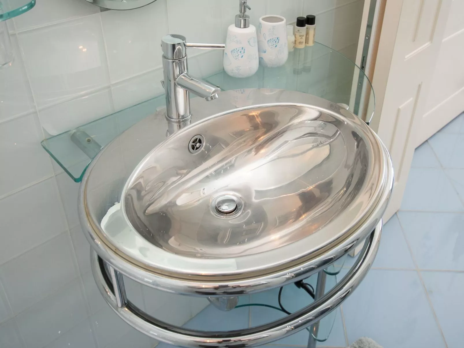 Alba Jachthafen-Dedans